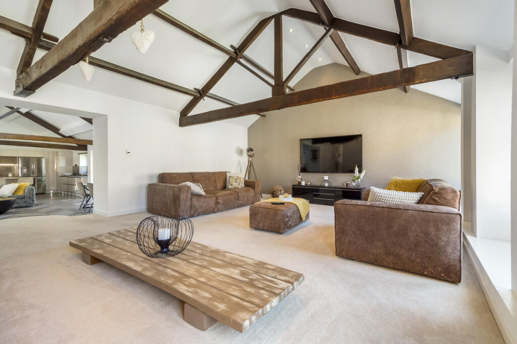 4 bedroom semi detached barn conversion for sale, Elm Tree Farm Court, Rotherham, S65