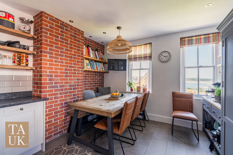 5 bedroom for sale, Bodynys St. Davids Road, Caernarfon, LL55, photo 8 of 20