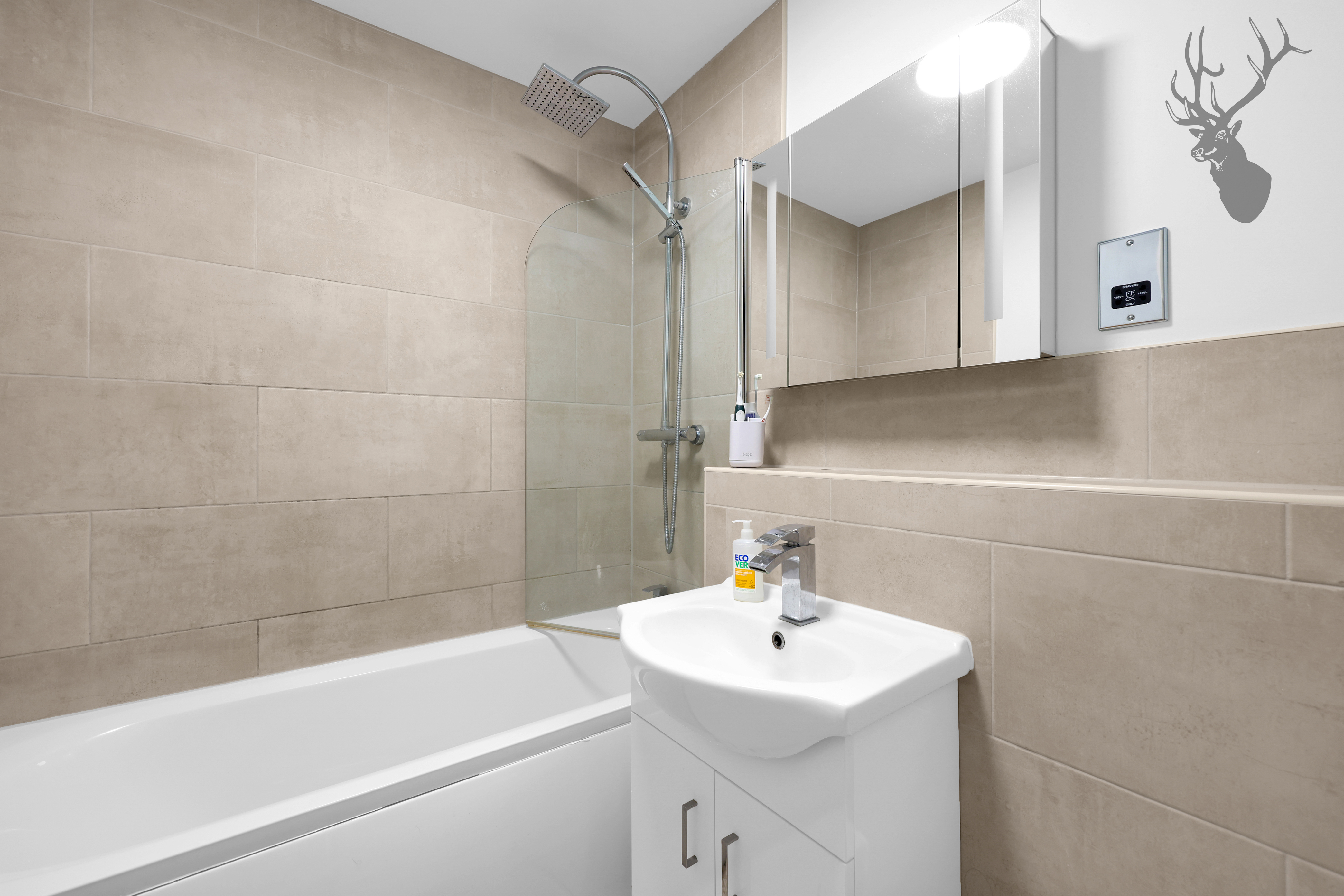 3 bedroom flat for sale, St. Clair House British Street, London, E3, photo 6 of 9