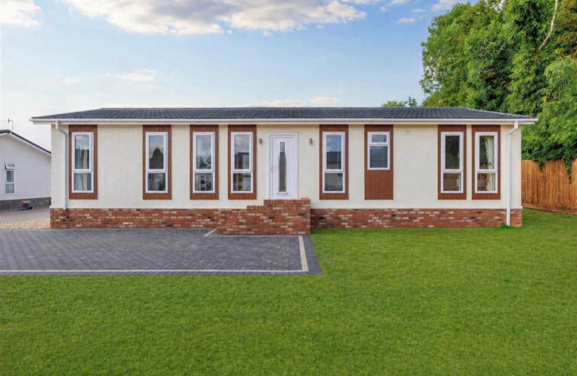 3 bedroom detached park home for sale, Wardens Bungalow, Evesham, WR11