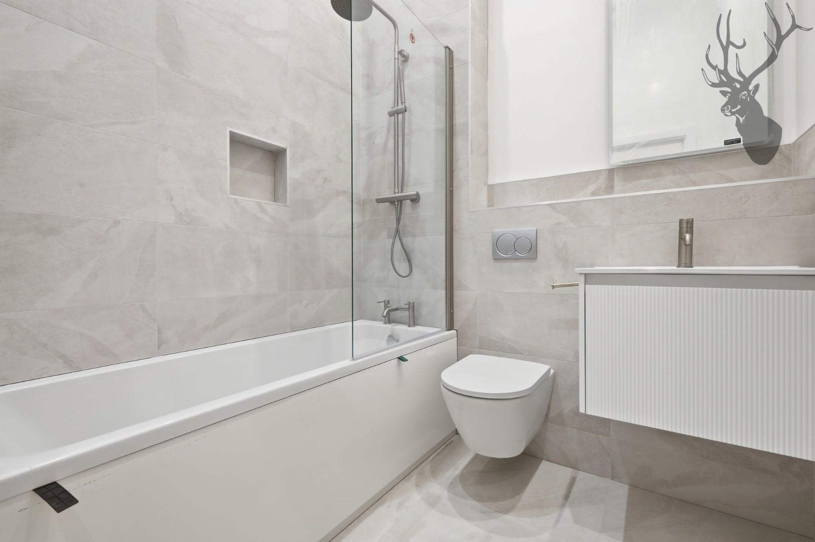 2 bedroom flat for sale, Plot 3, Chigwell, IG7, photo 13 of 15