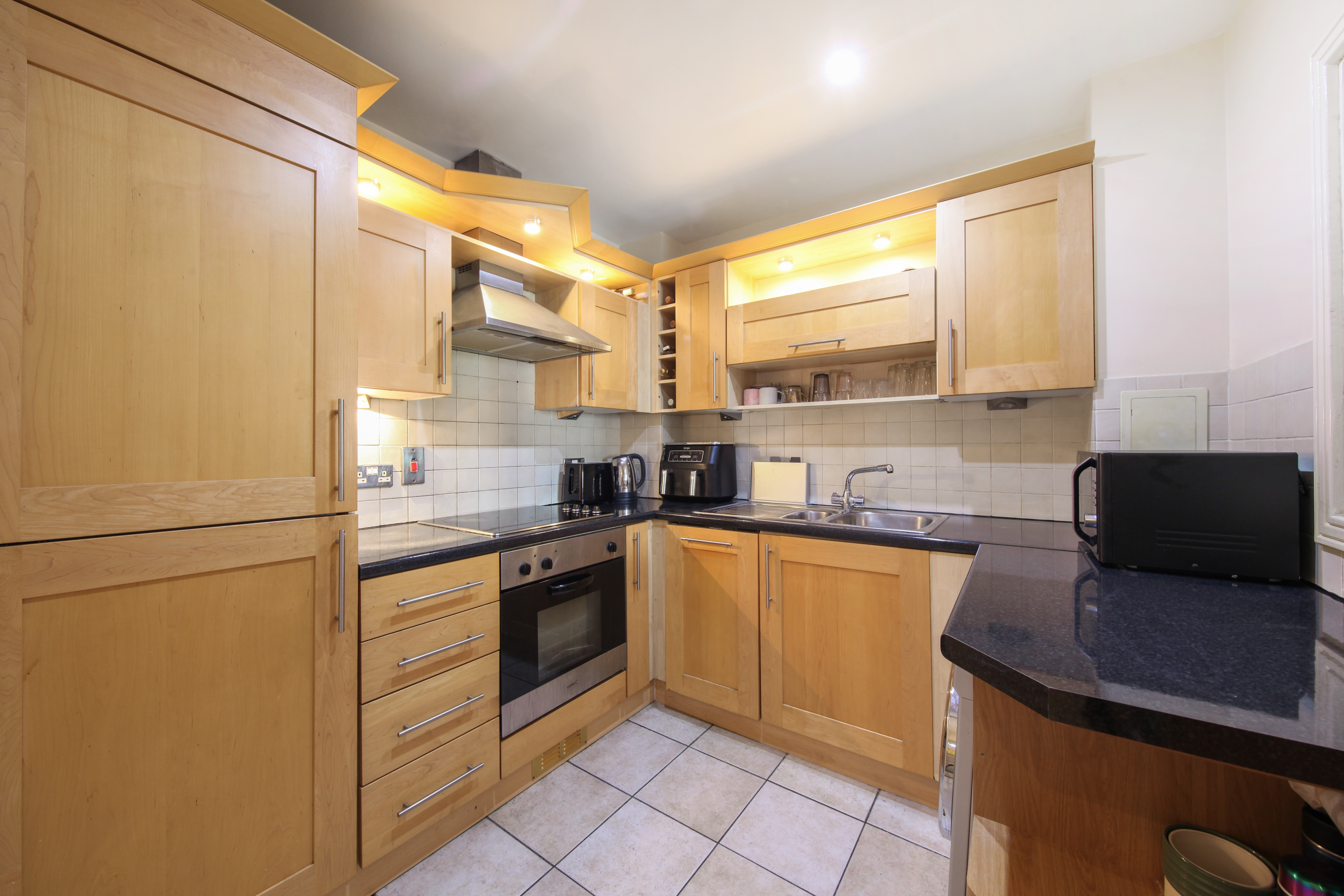 2 bedroom apartment for sale, Central House 32-66 High Street, London, E15, photo 7 of 15