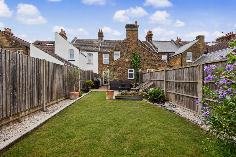 3 bedroom for sale, Park Road, Sittingbourne, ME10