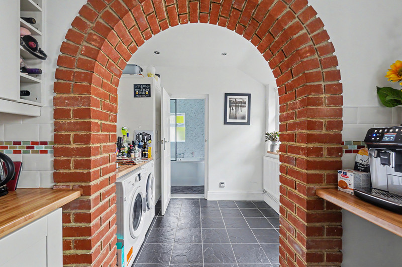 3 bedroom for sale, Park Road, Sittingbourne, ME10