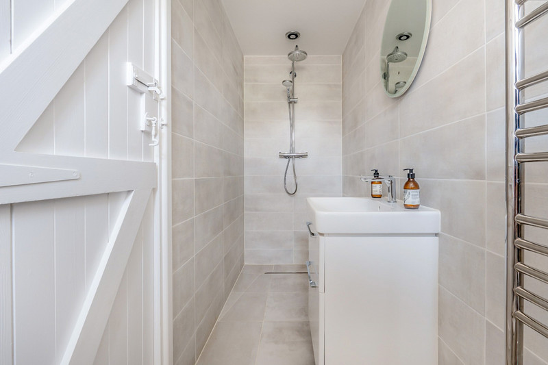 3 bedroom for sale, Alexander Cottage Kimpton, Andover, SP11, photo 8 of 15