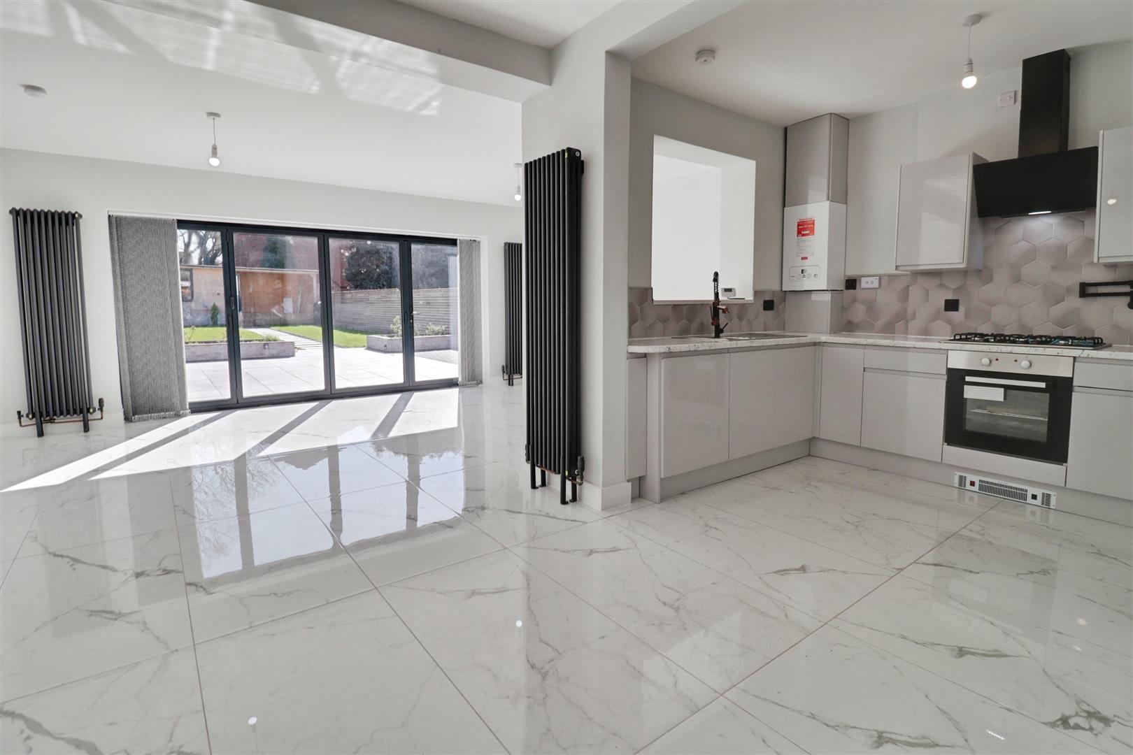 4 bedroom house for sale, Lower Milehouse Lane, Newcastle, ST5, photo 4