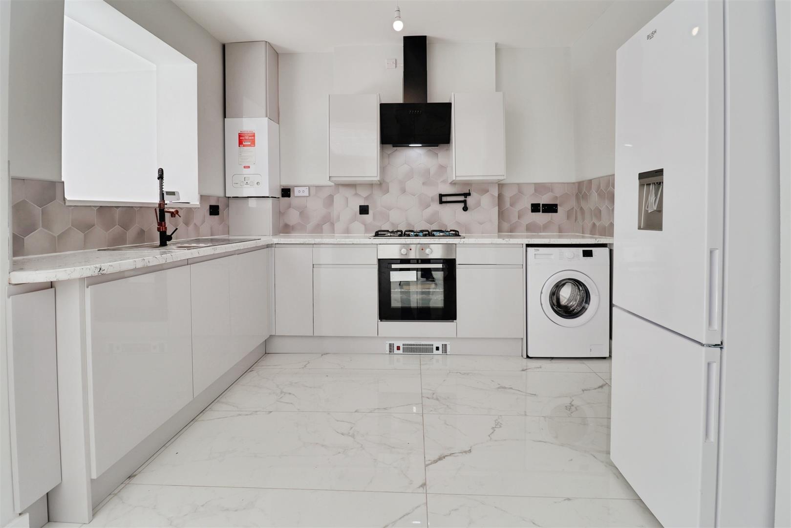 4 bedroom house for sale, Lower Milehouse Lane, Newcastle, ST5, photo 7 of 20
