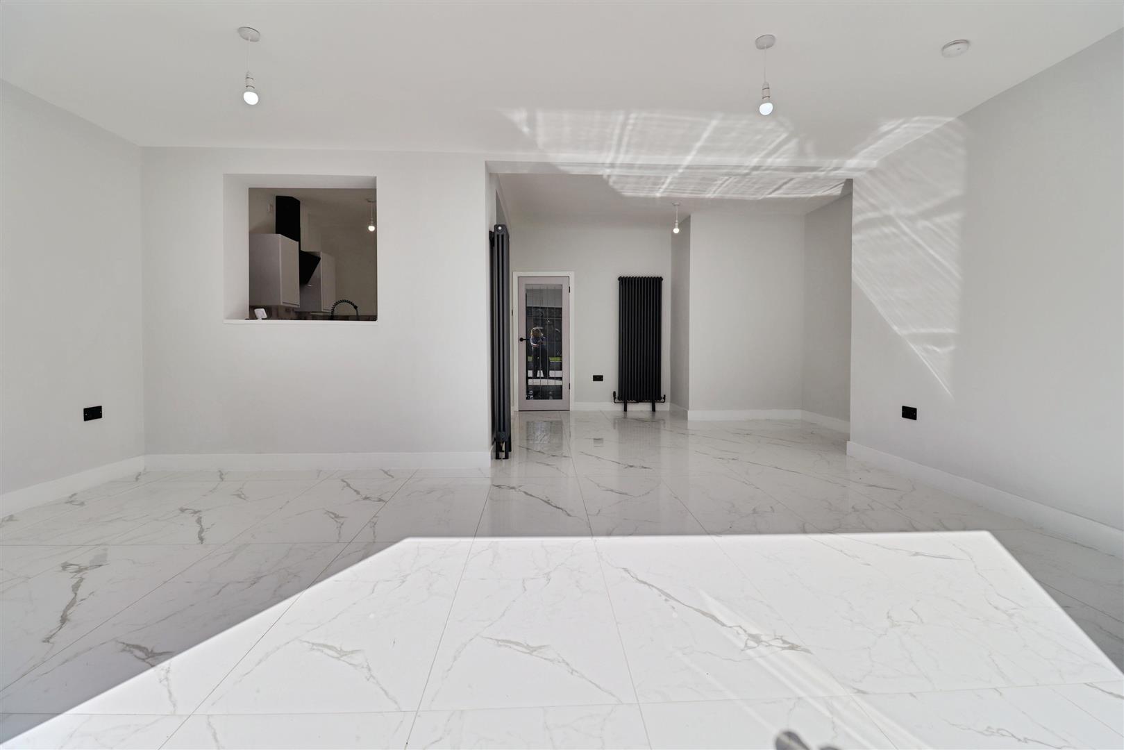 4 bedroom house for sale, Lower Milehouse Lane, Newcastle, ST5, photo 9 of 20