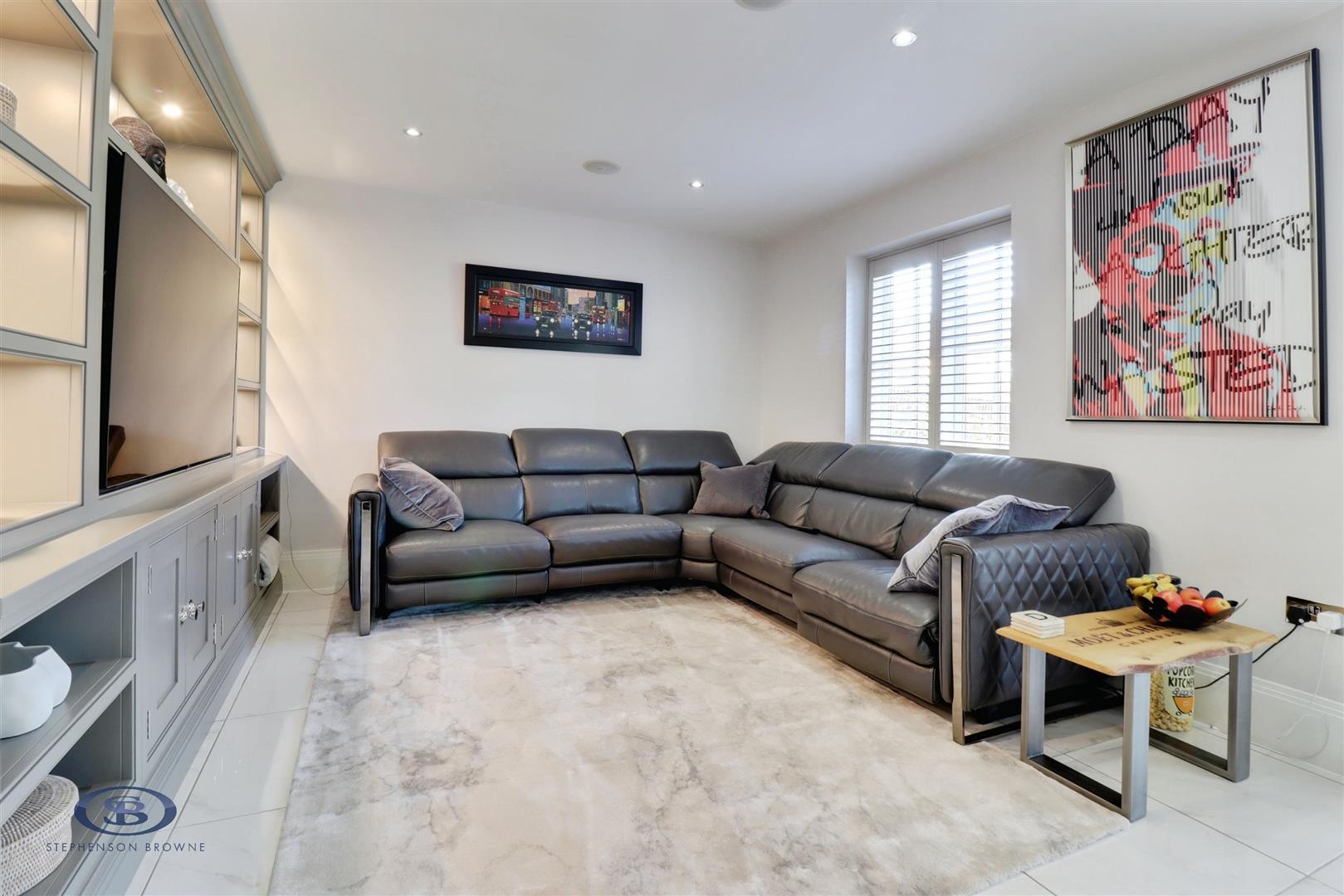 5 bedroom house for sale, Meadowside, Sandbach, CW11, photo 11 of 20