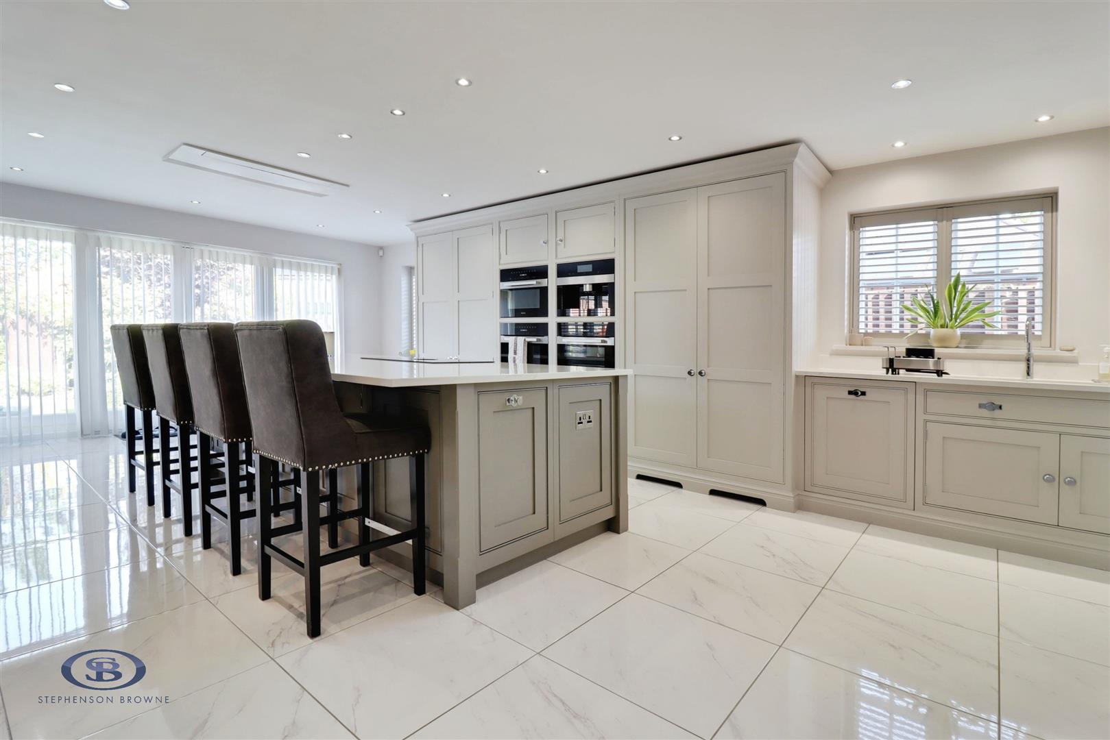 5 bedroom house for sale, Meadowside, Sandbach, CW11, photo 3