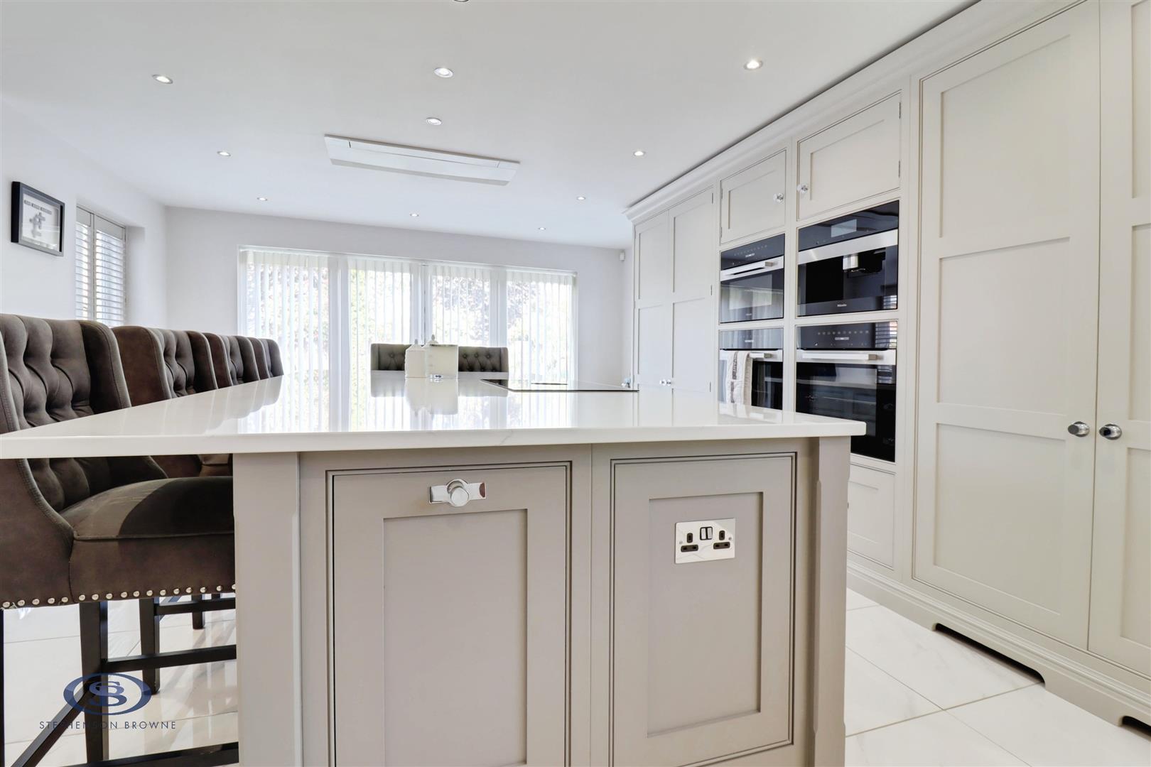 5 bedroom house for sale, Meadowside, Sandbach, CW11, photo 5