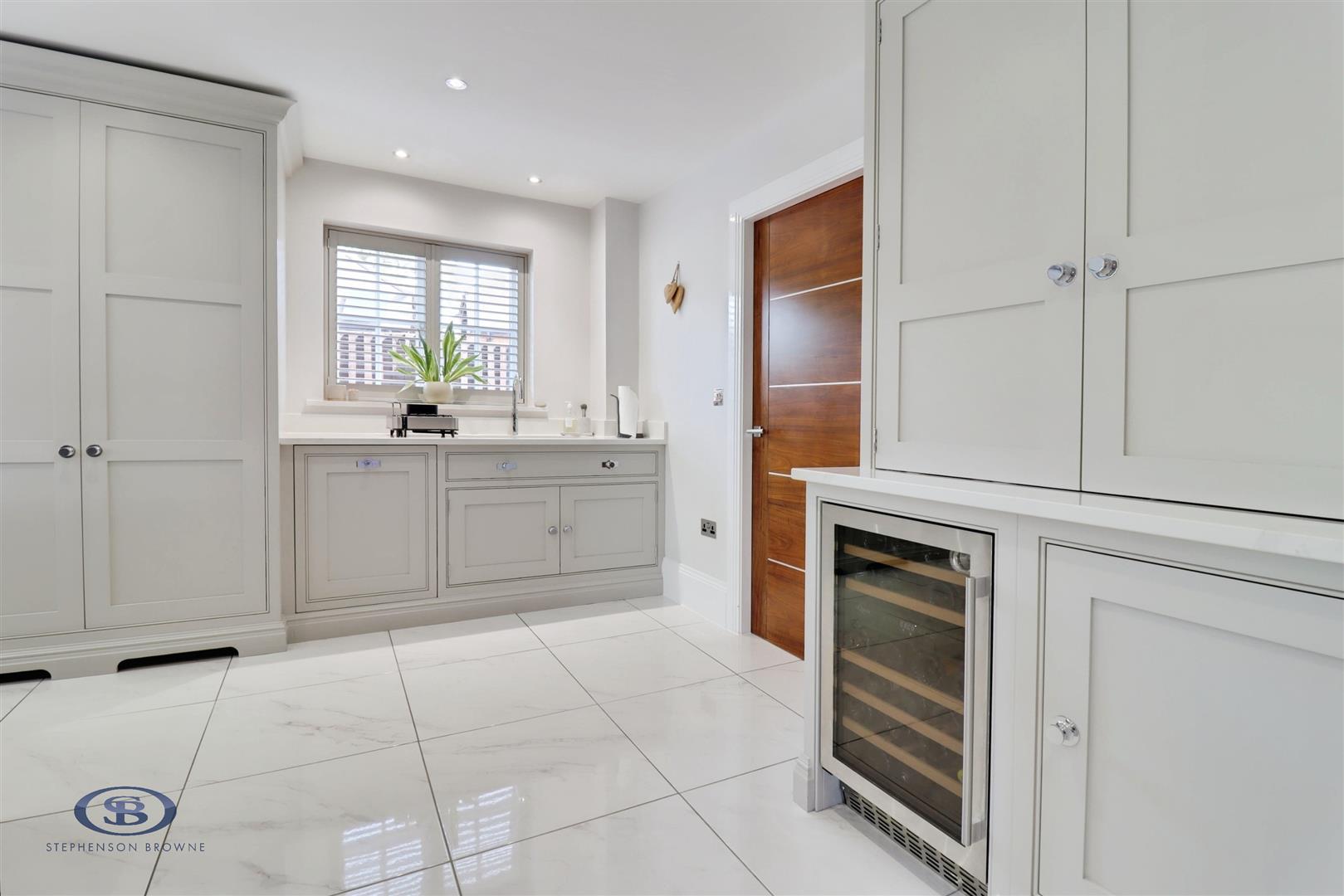 5 bedroom house for sale, Meadowside, Sandbach, CW11, photo 6 of 20