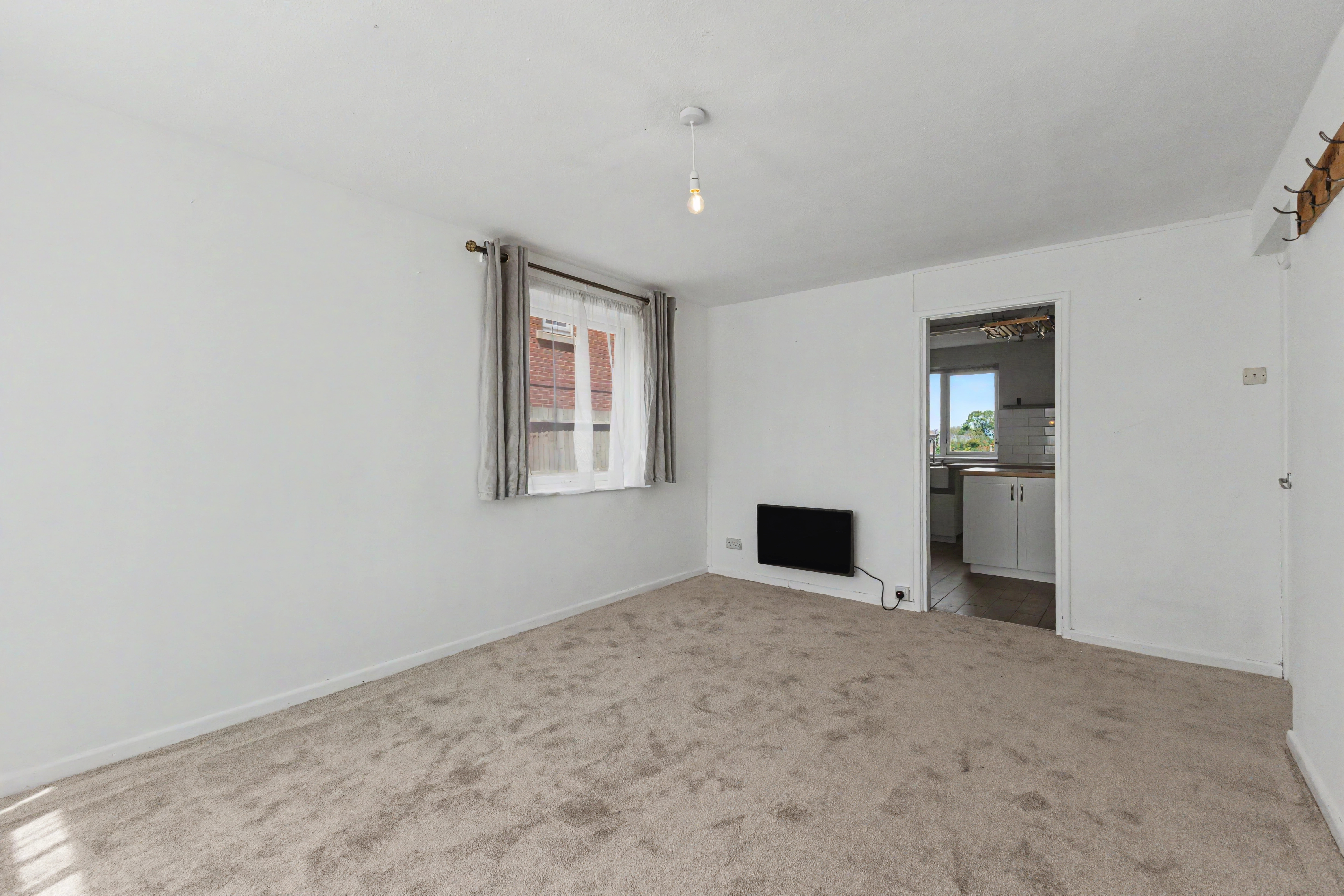 2 bedroom flat for sale, St. Swithins Drive, Stratford-Upon-Avon, CV37