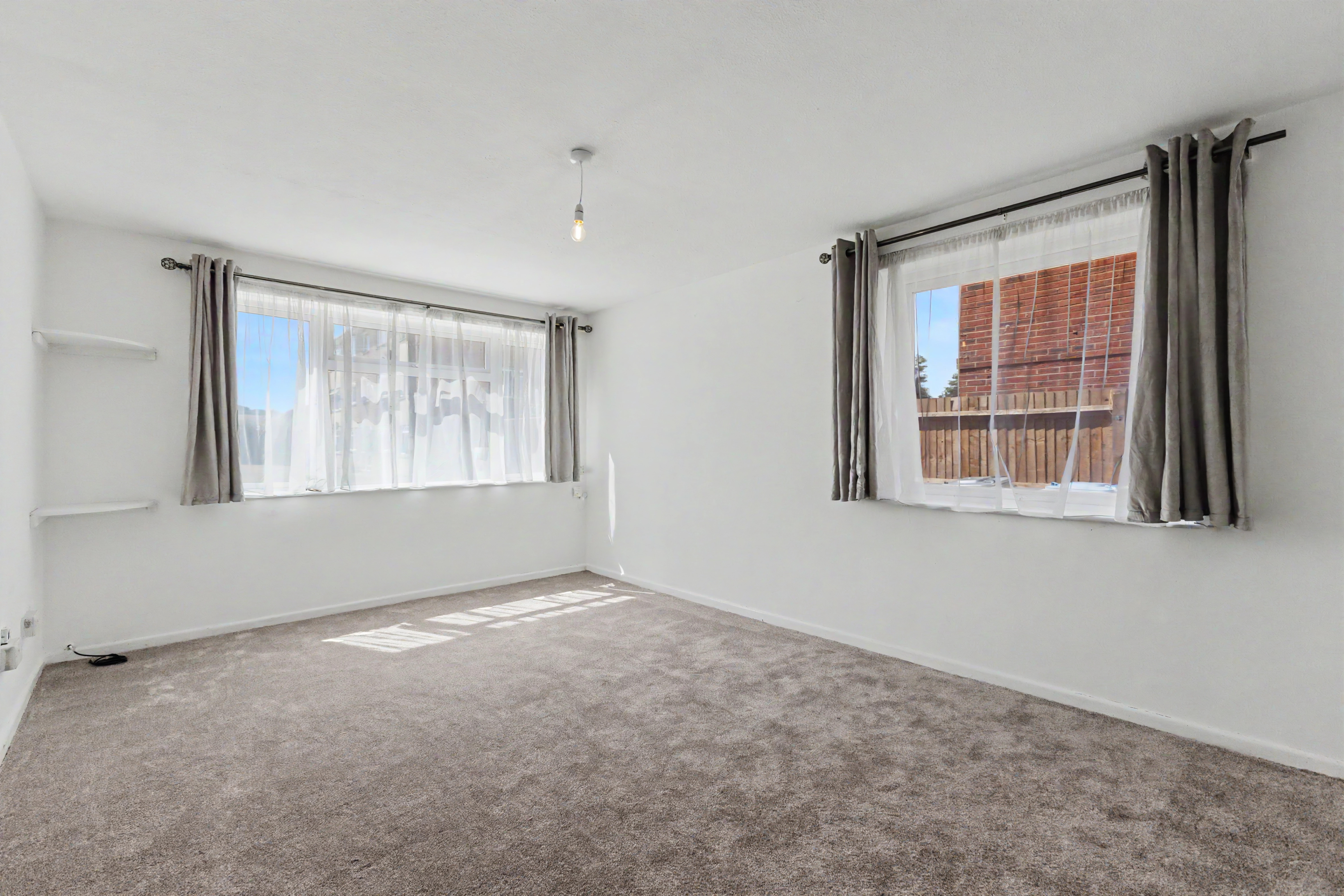 2 bedroom flat for sale, St. Swithins Drive, Stratford-Upon-Avon, CV37