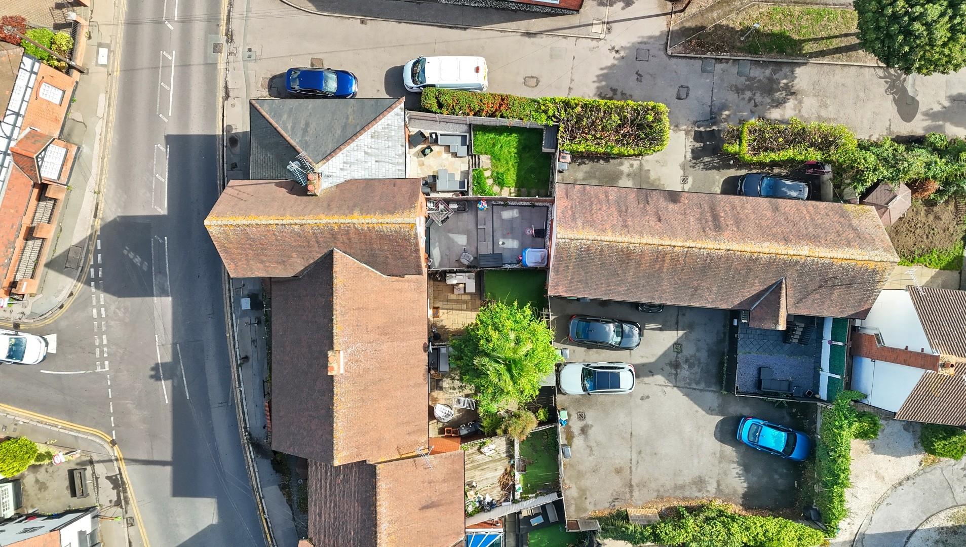 2 bedroom mid-terraced house for sale, Abridge Mews Market Place, Romford, RM4, photo 18 of 19