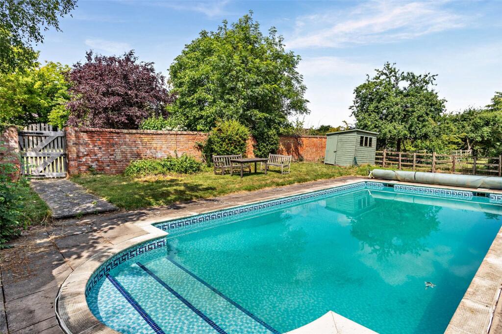6 bedroom detached house for sale, Manor Farm, Market Harborough, LE16
