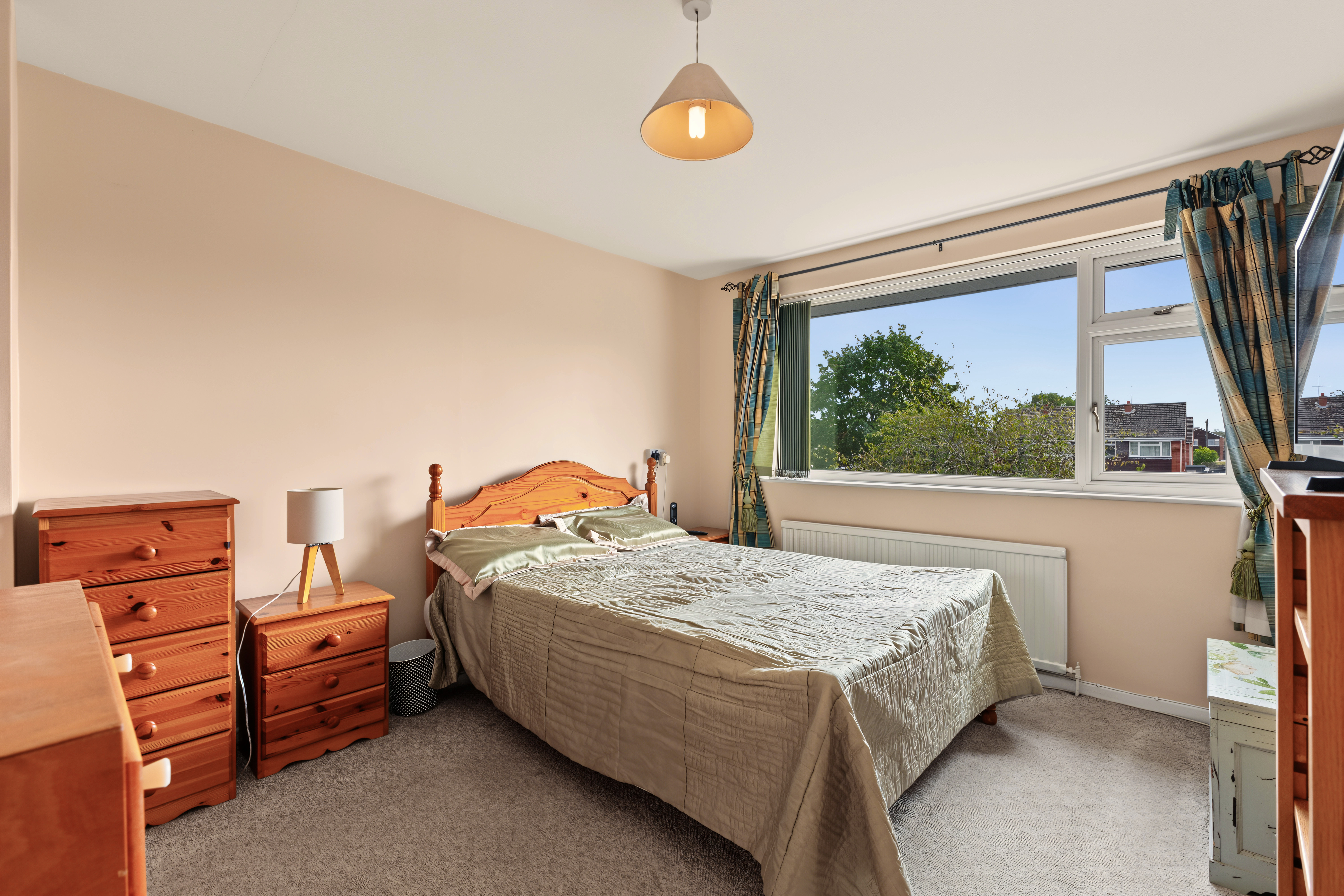 4 bedroom semi detached house for sale, Beech Avenue, Pershore, WR10