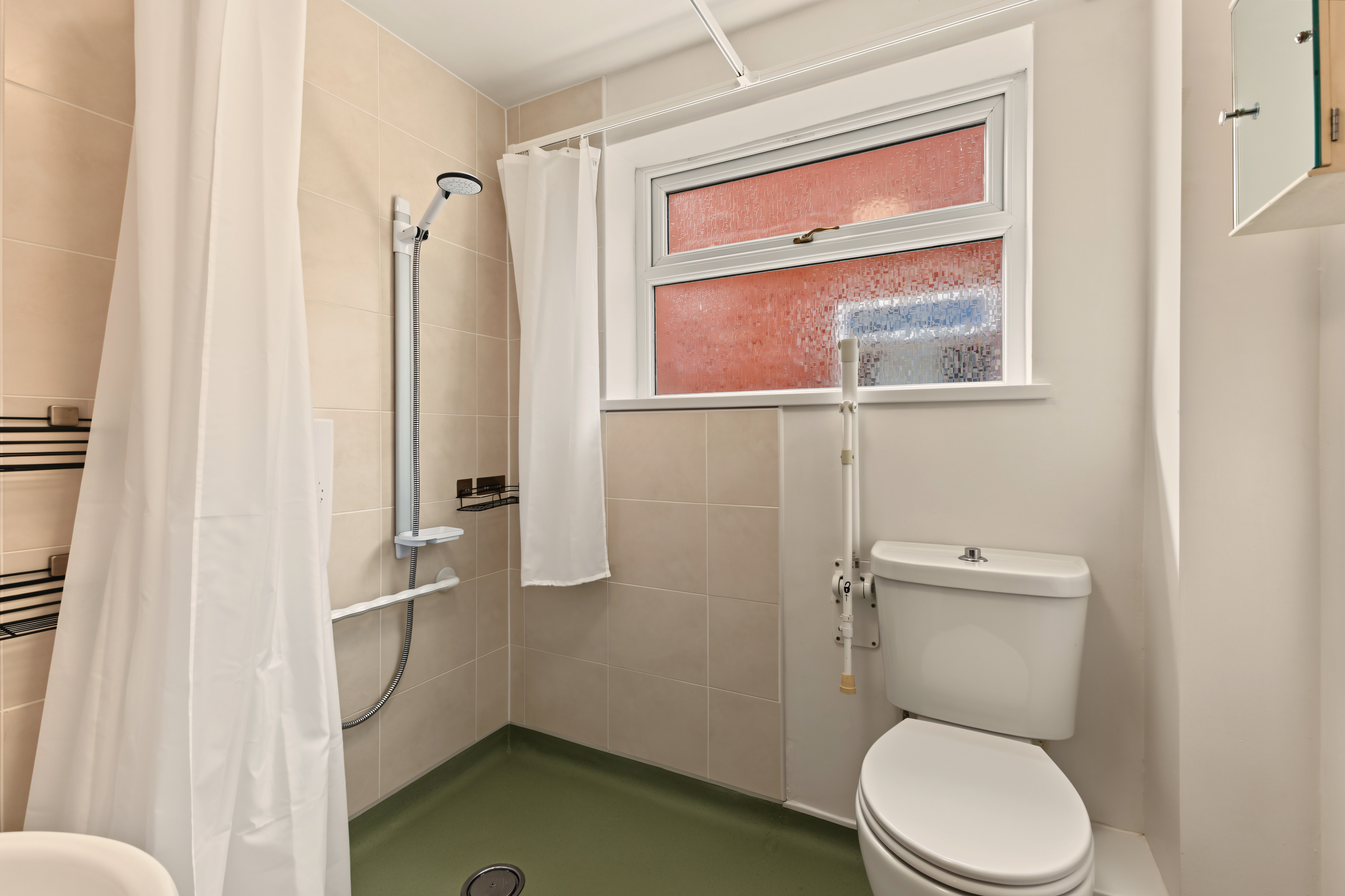 4 bedroom semi detached house for sale, Beech Avenue, Pershore, WR10