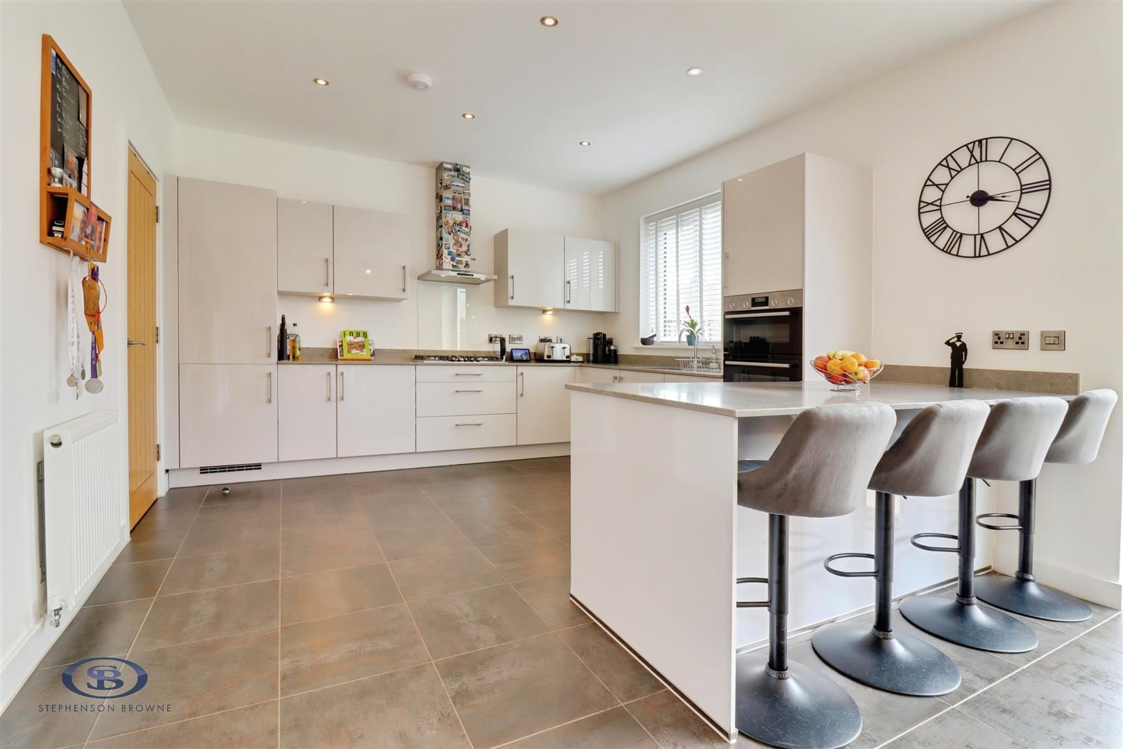 5 bedroom house for sale, Fieldfare Way, Sandbach, CW11, photo 12 of 20