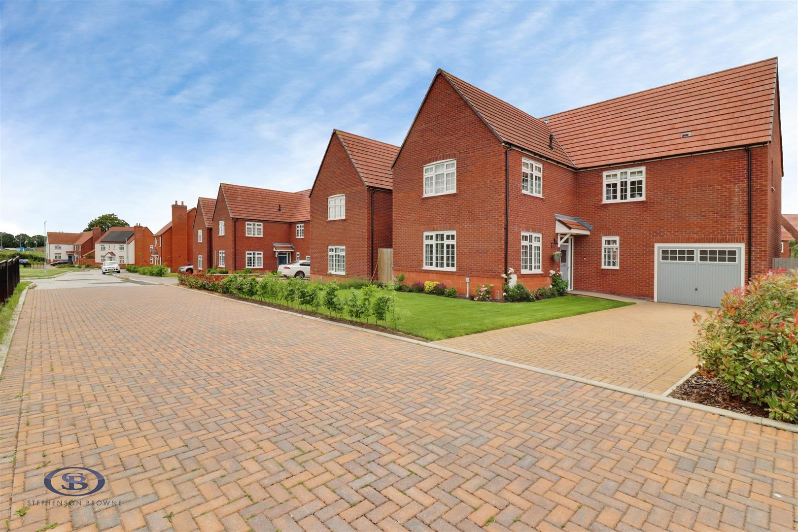 5 bedroom house for sale, Fieldfare Way, Sandbach, CW11, photo 3