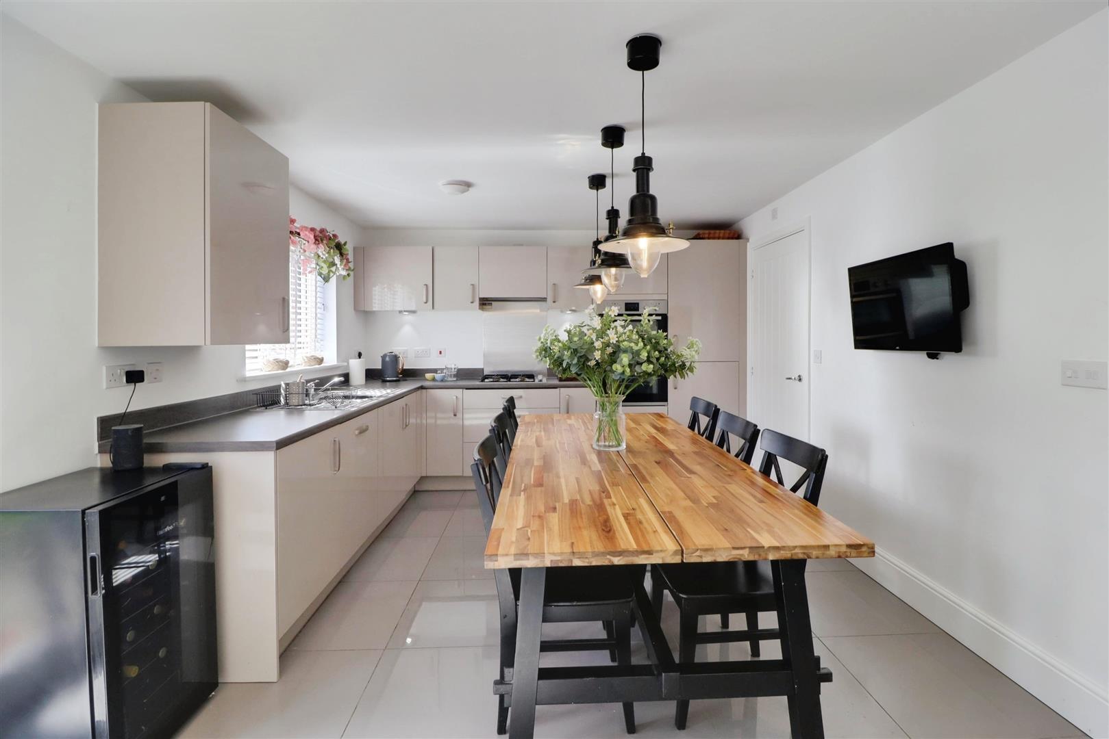 4 bedroom other for sale, Samuel Armstrong Way, Crewe, CW1, photo 3