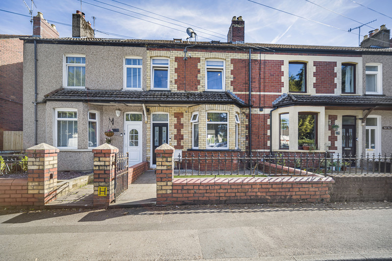 4 bedroom for sale, Oakfield Road, Cwmbran, NP44