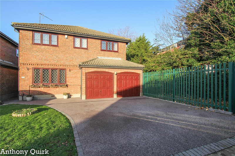 5 bedroom for sale, Lionel Road, Canvey Island, Essex, SS8