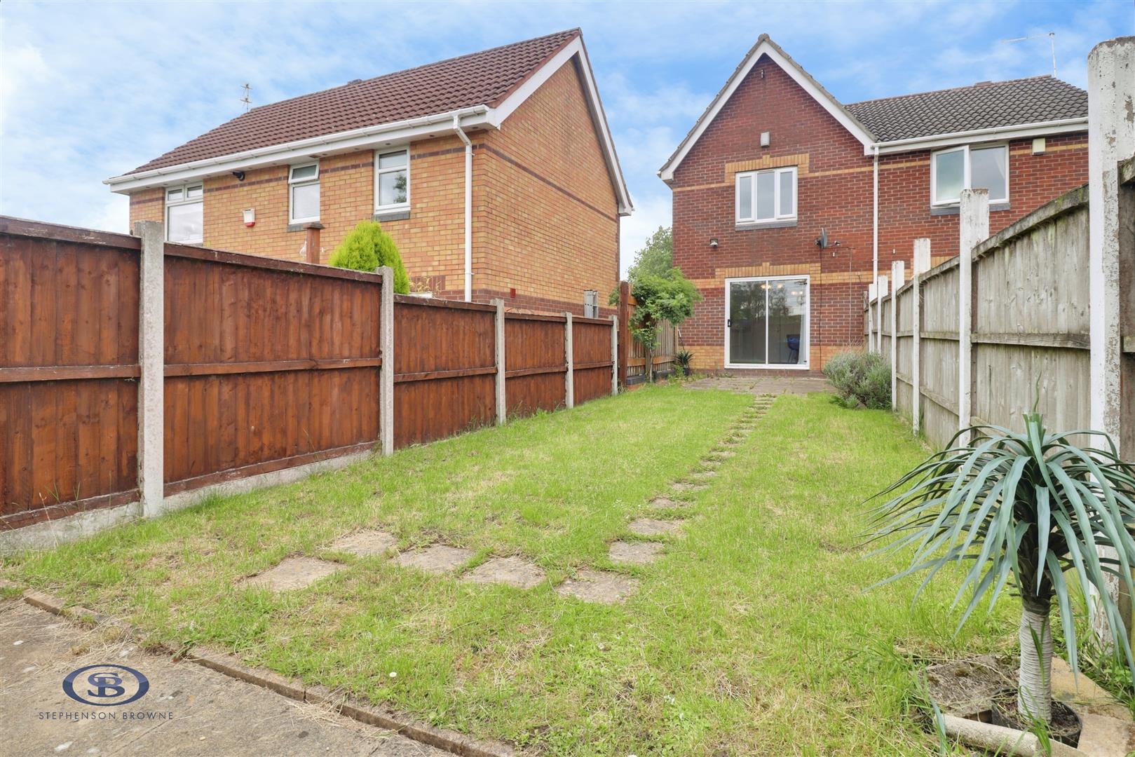 2 bedroom house for sale, Lapwing Road, Kidsgrove, ST7, photo 10 of 12