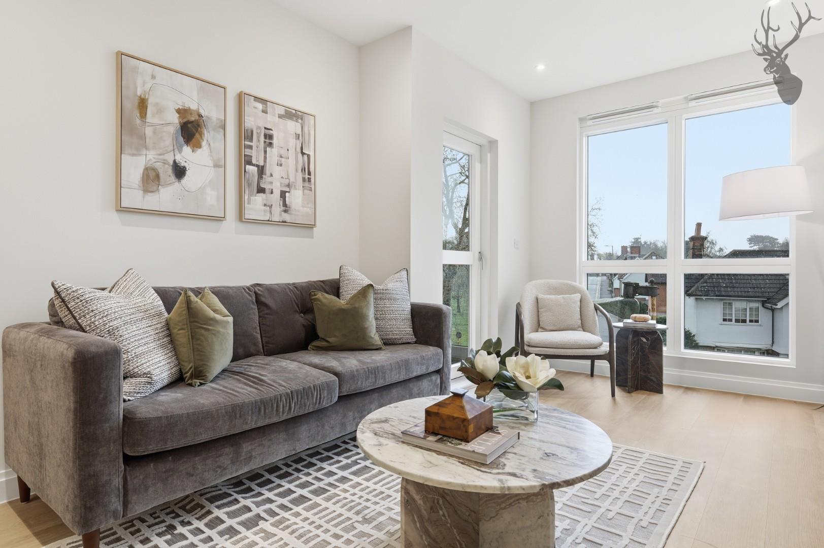 2 bedroom apartment for sale, High Road, Chigwell, IG7, photo 4