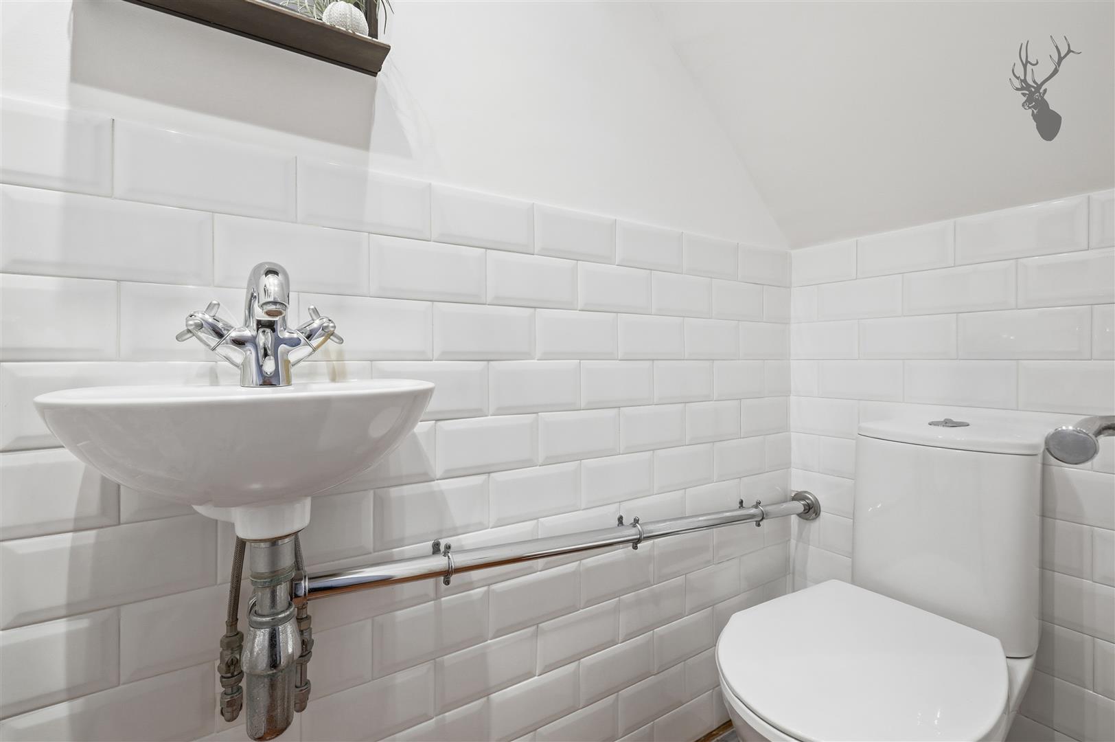 3 bedroom mid-terraced house for sale, West Grove, Woodford Green, IG8, photo 11 of 20