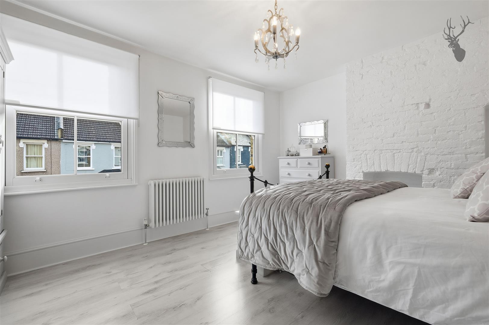 3 bedroom mid-terraced house for sale, West Grove, Woodford Green, IG8, photo 12 of 20
