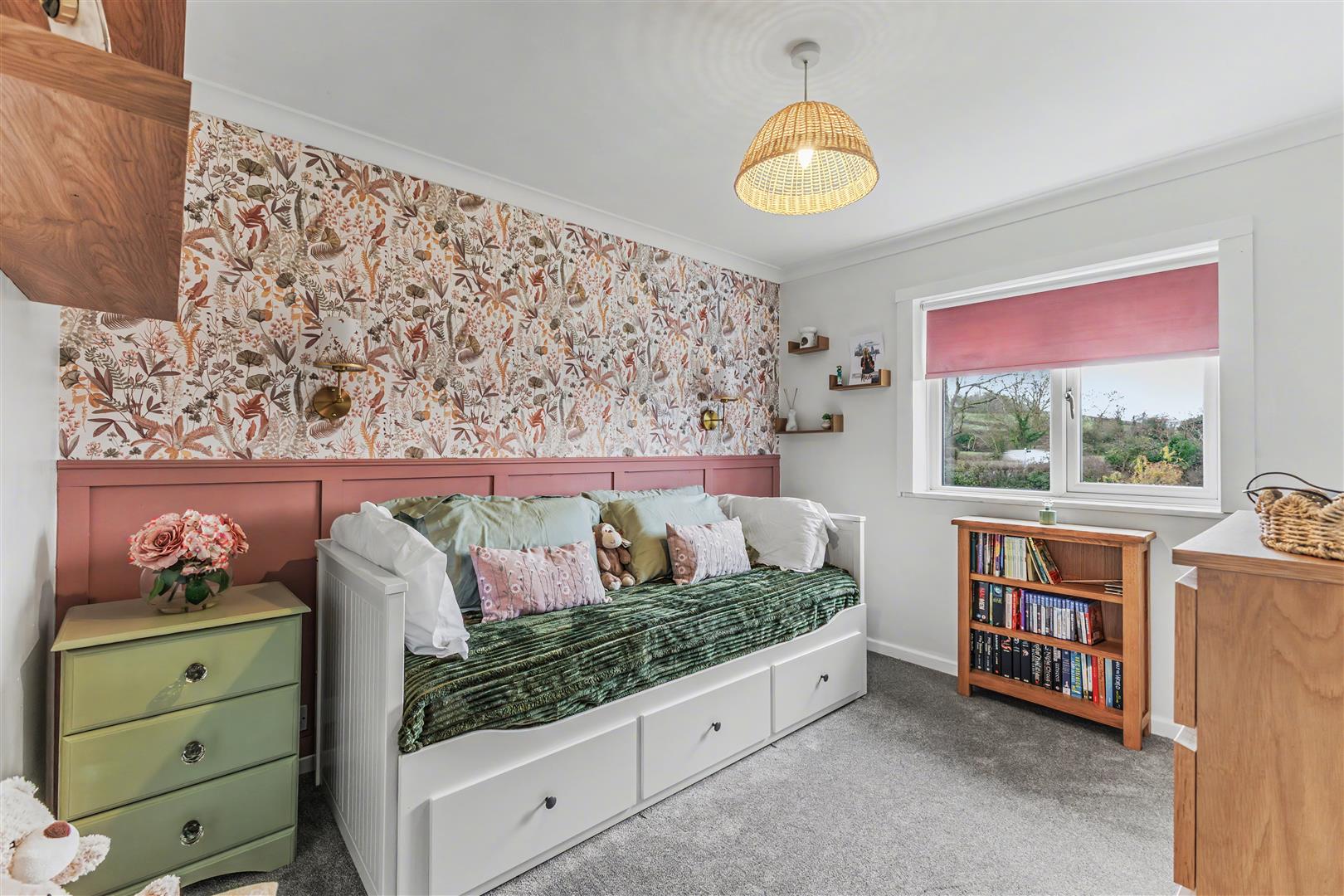4 bedroom detached house for sale, Little Road, Evesham, WR11