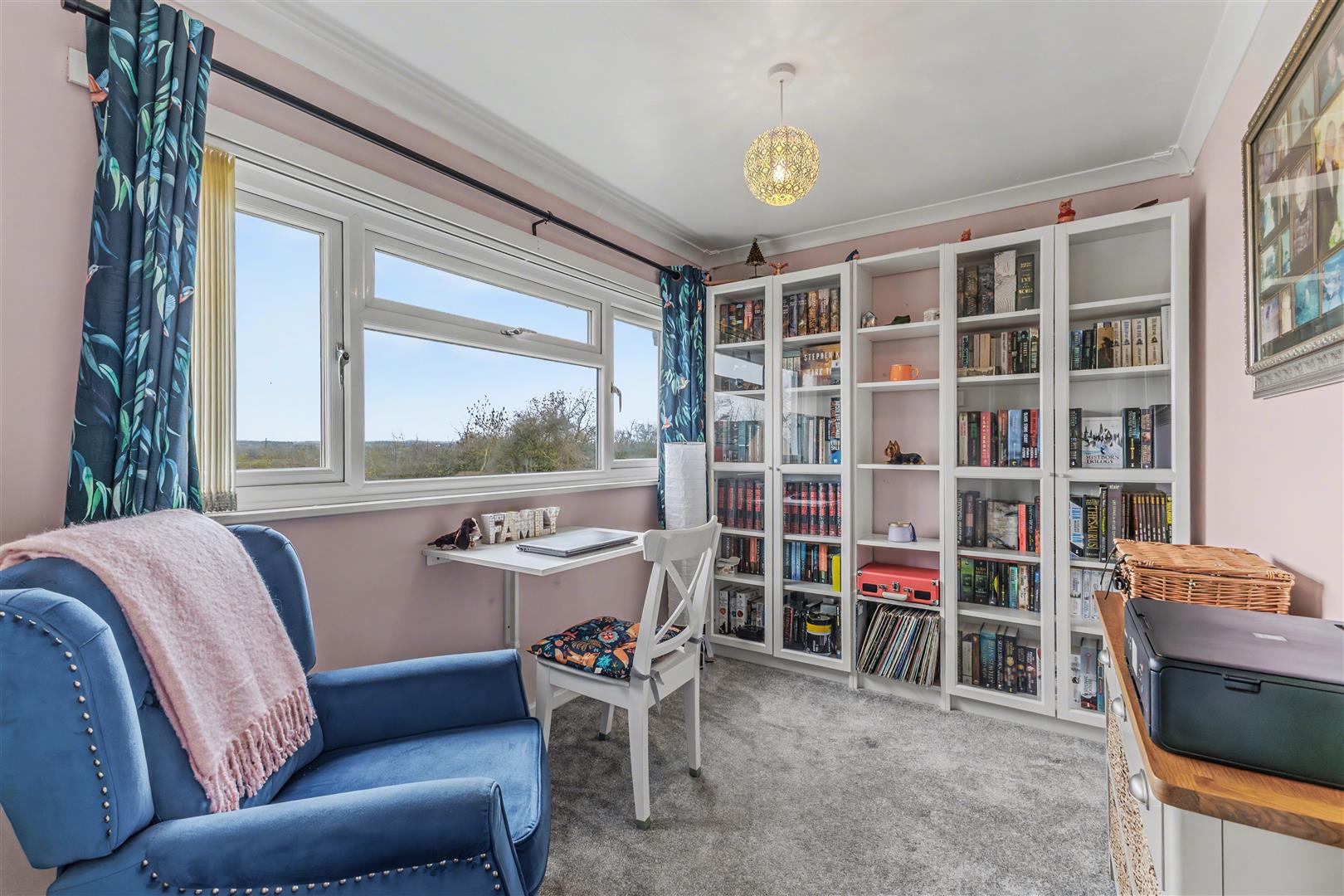 4 bedroom detached house for sale, Little Road, Evesham, WR11