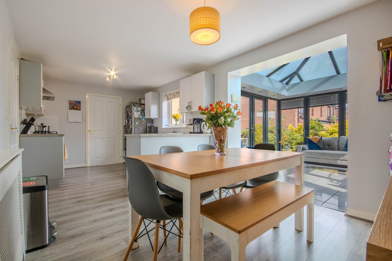 4 bedroom for sale, The Burrow Church Road, Cardiff, CF3, photo 6 of 20
