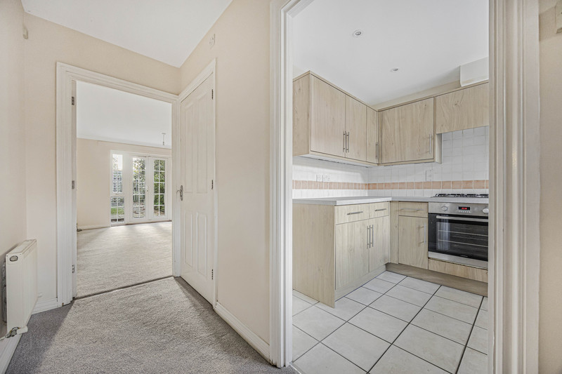 2 bedroom for sale, Burgage Field, Whitchurch, RG28, photo 2