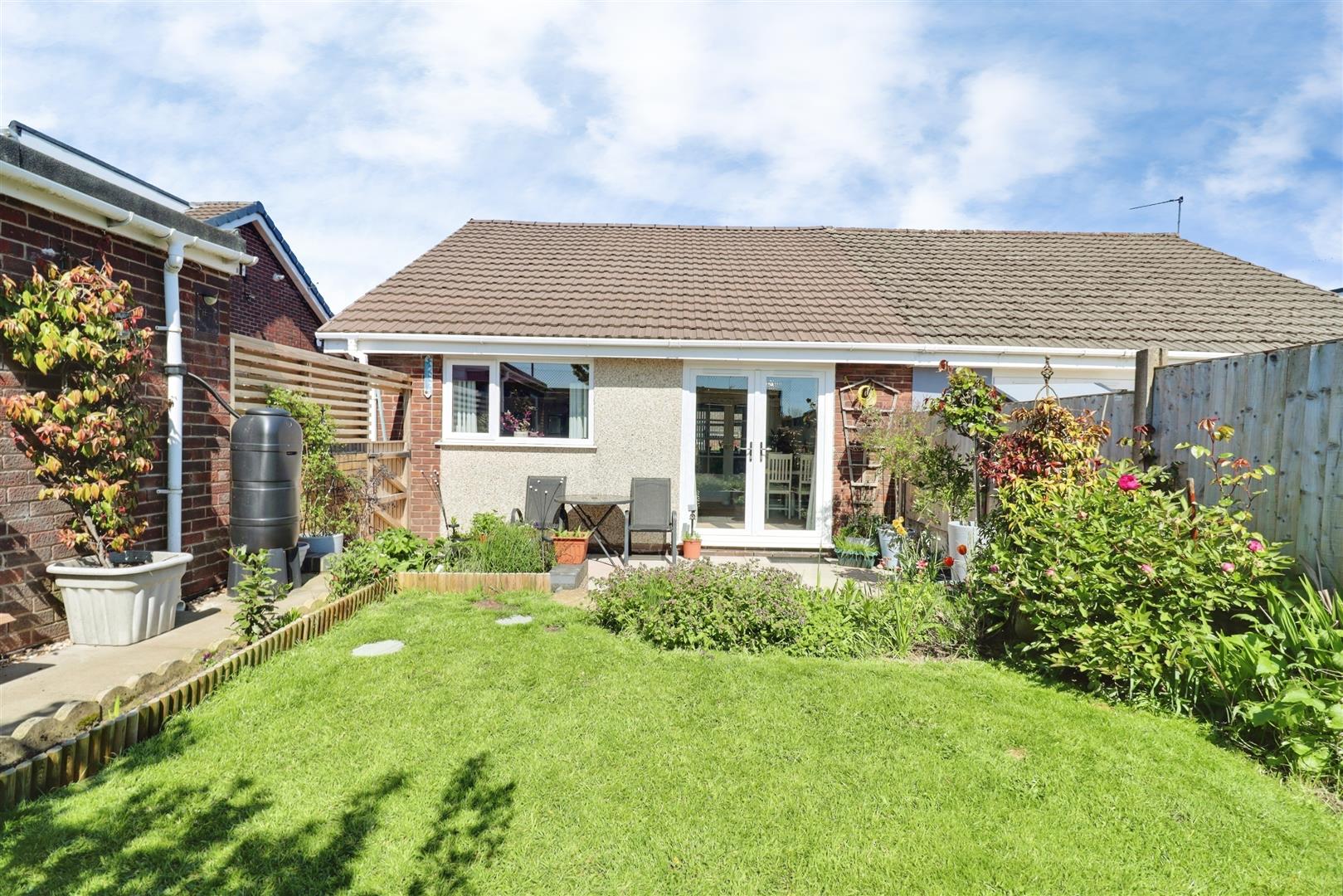 3 bedroom other for sale, Chester Close, Stoke-On-Trent, ST7, photo 3