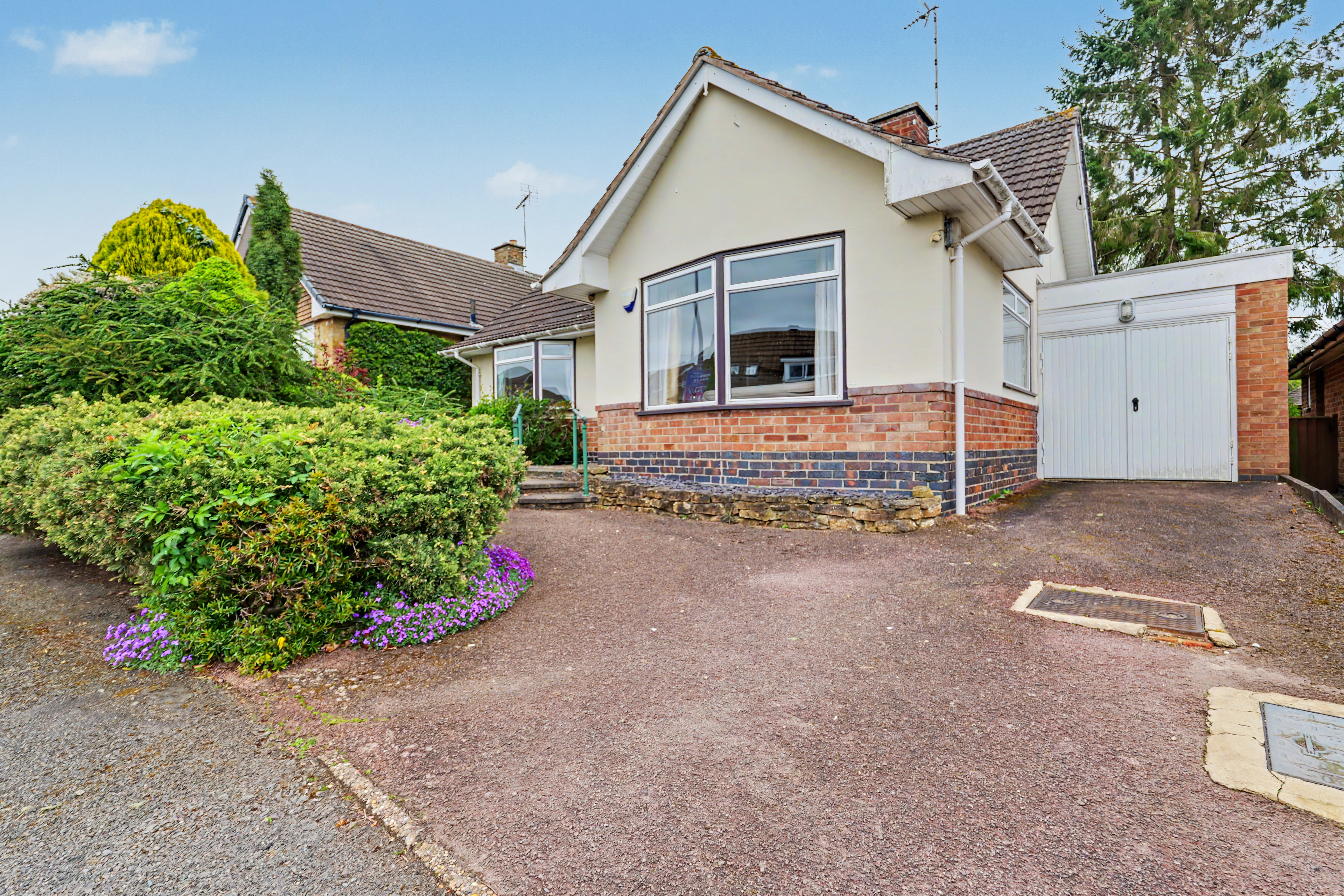 3 bedroom detached bungalow for sale, Deane Gate Drive, Leicester, LE7, photo 16 of 17