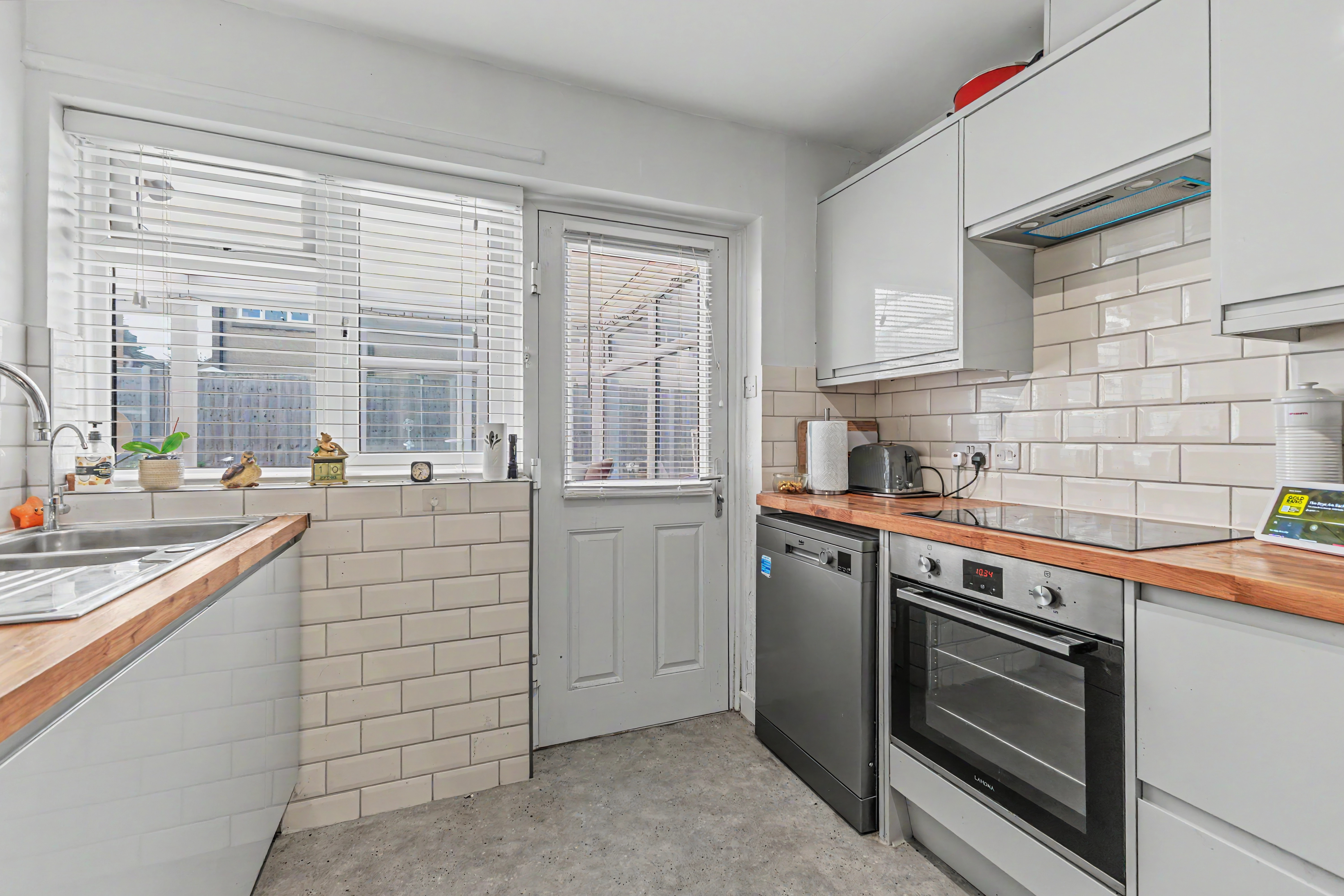 2 bedroom detached bungalow for sale, Welchman Place, Warwick, CV35