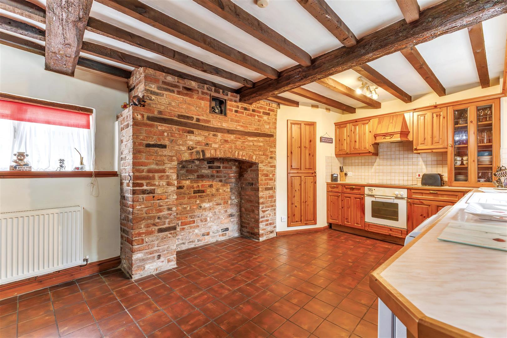 3 bedroom semi detached house for sale, Red Lion Court, Kineton, CV35