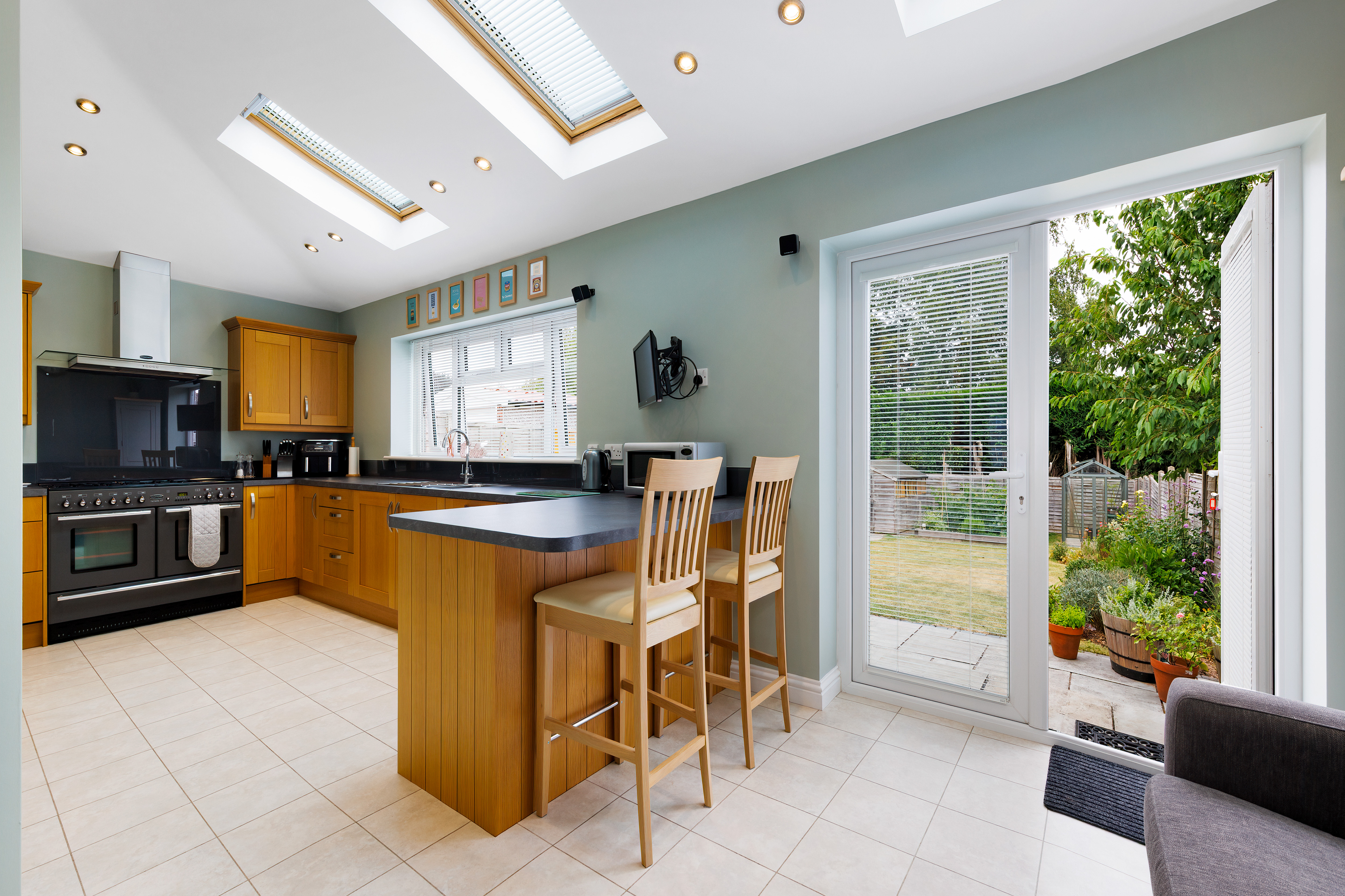 3 bedroom semi detached house for sale, Beaufort Avenue, Leamington Spa, CV32