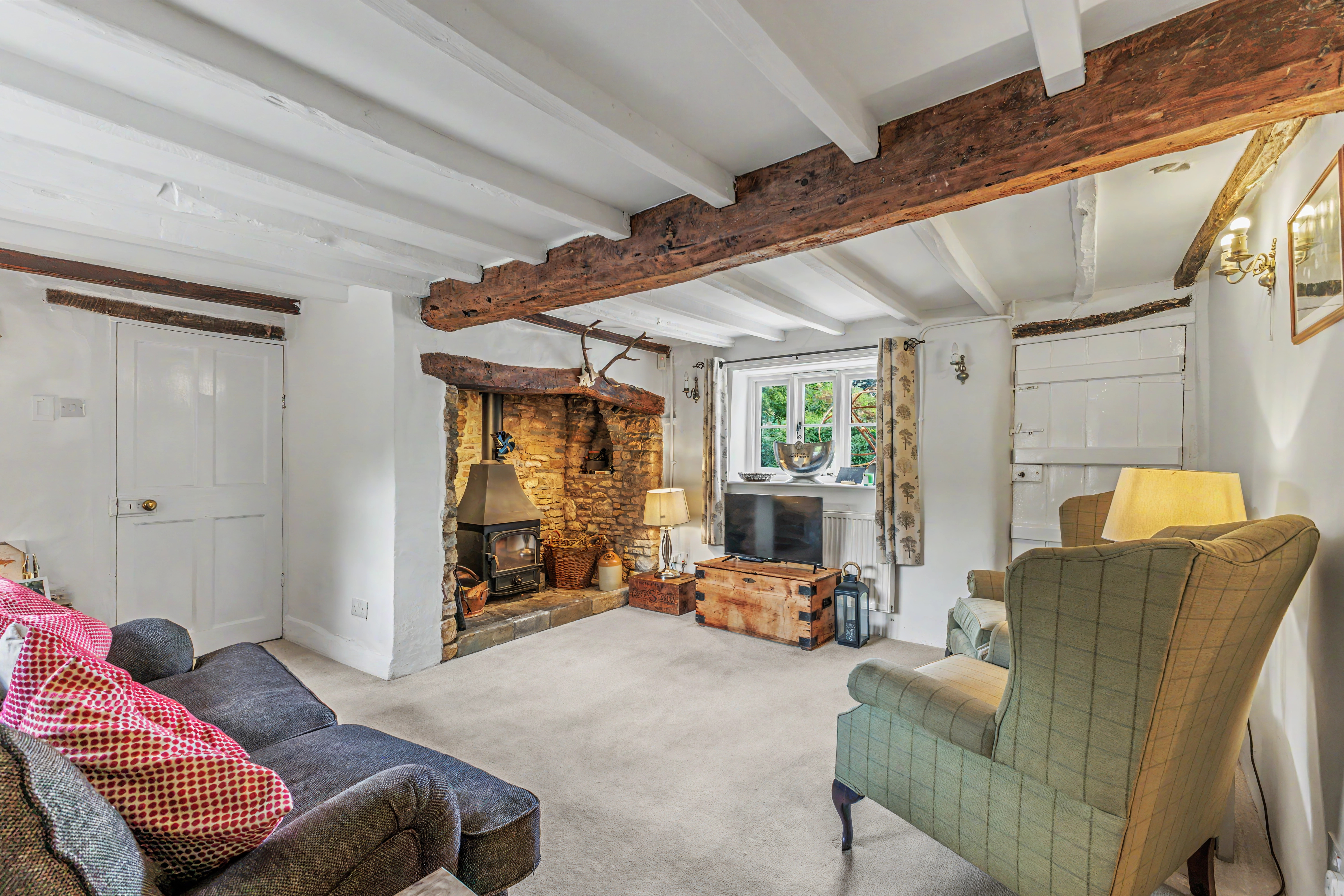 2 bedroom detached house for sale, Forge Cottage Watery Lane, Warwick, CV35