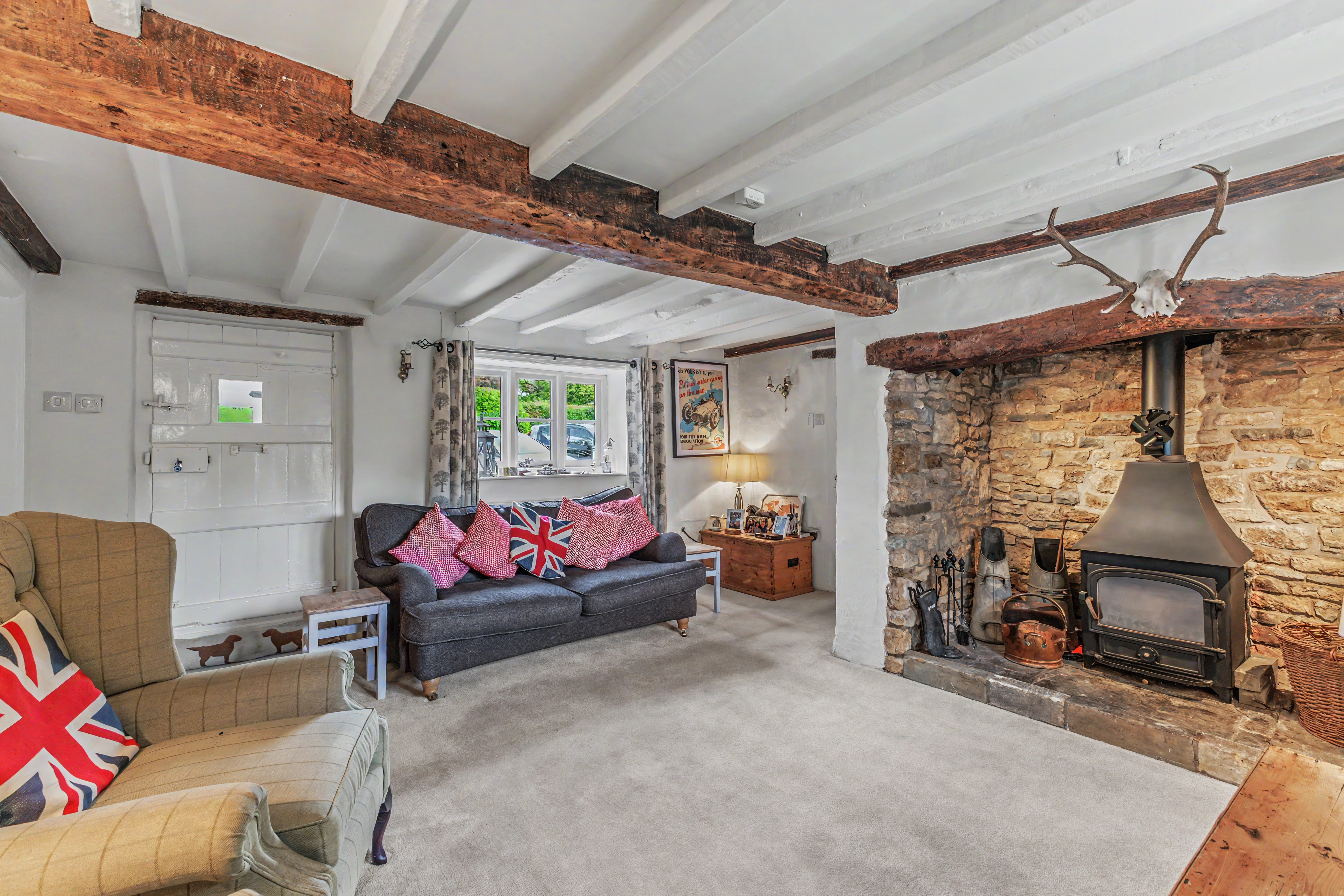 2 bedroom detached house for sale, Forge Cottage Watery Lane, Warwick, CV35