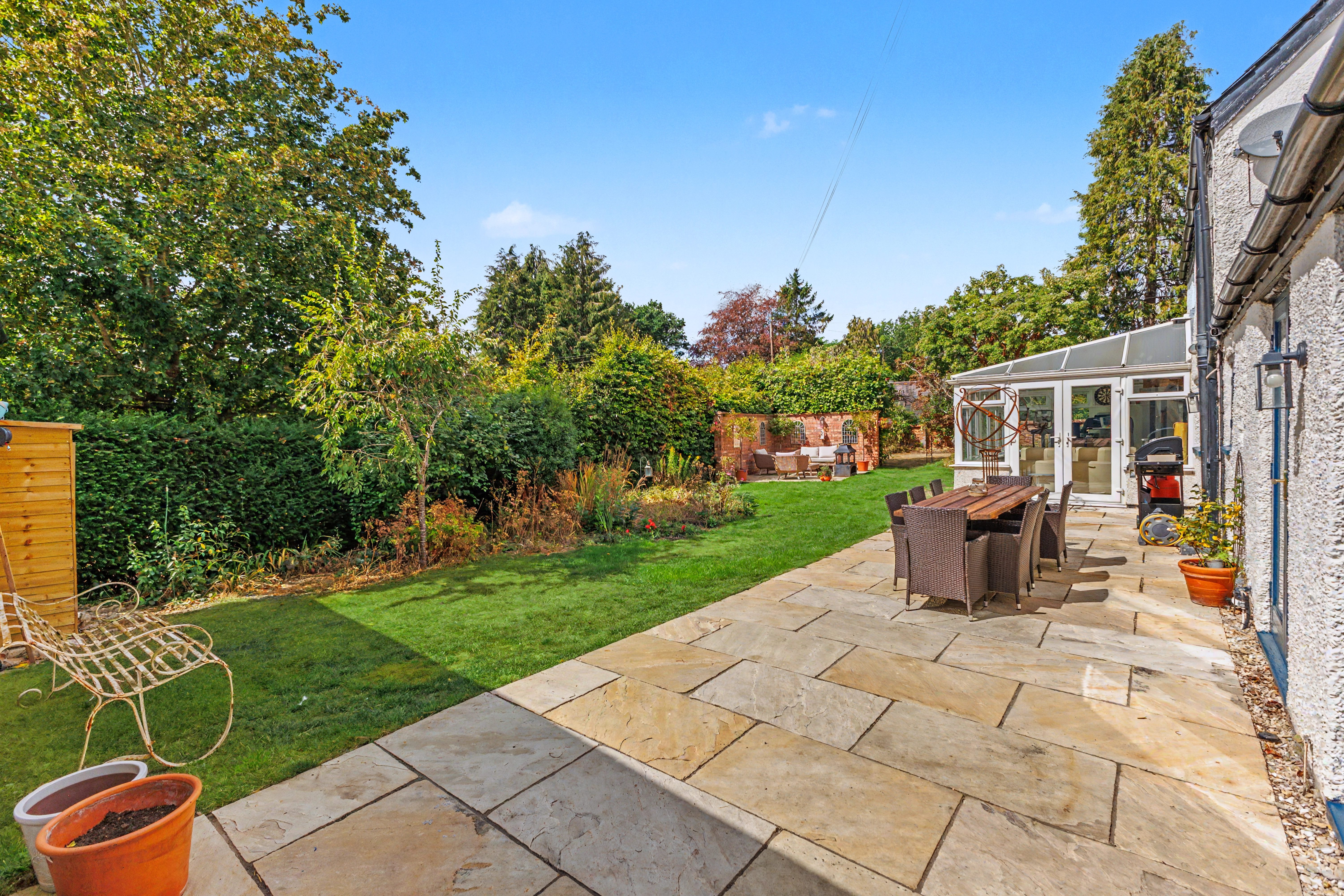 2 bedroom detached house for sale, Forge Cottage Watery Lane, Warwick, CV35