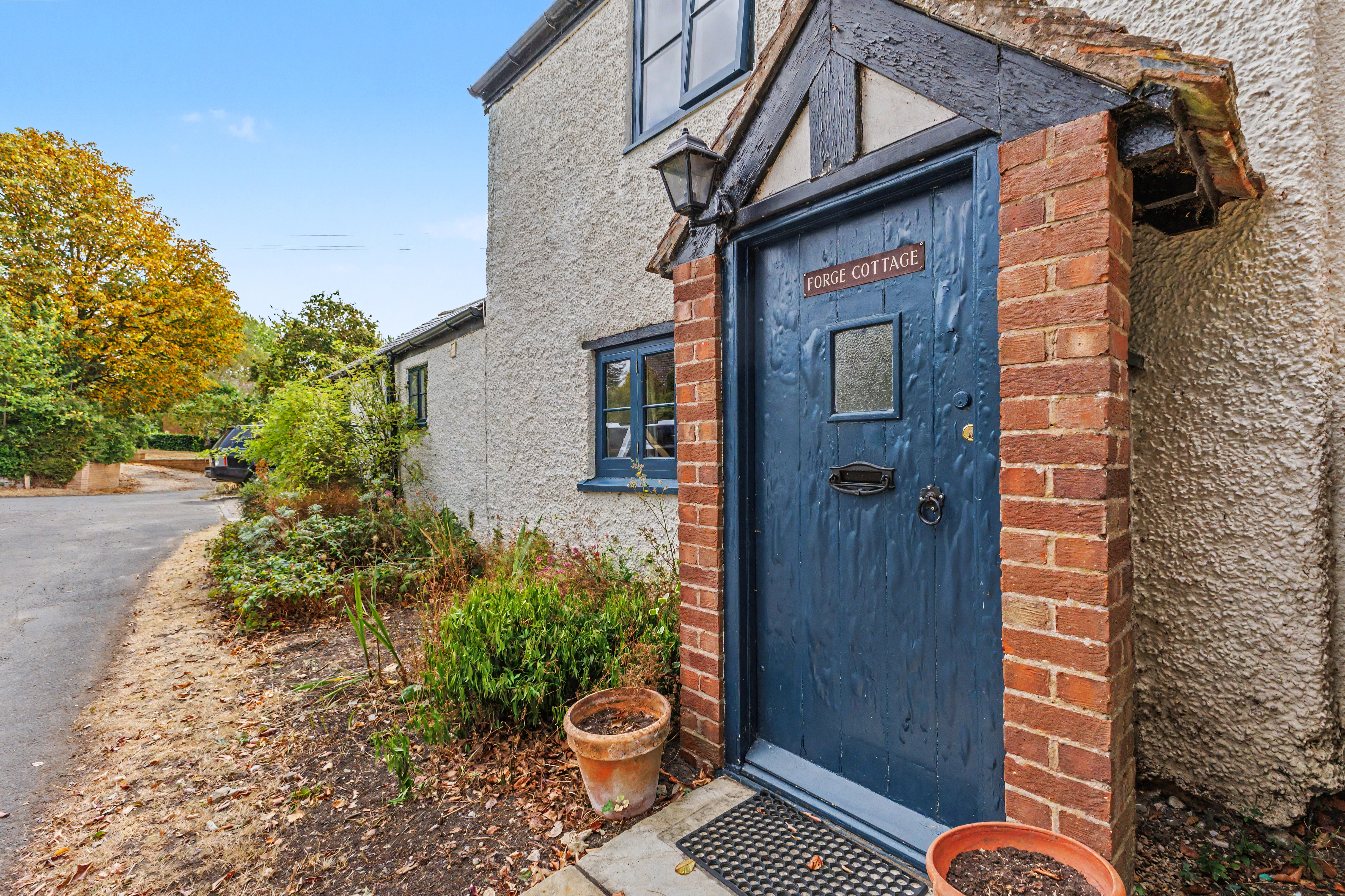 2 bedroom detached house for sale, Forge Cottage Watery Lane, Warwick, CV35