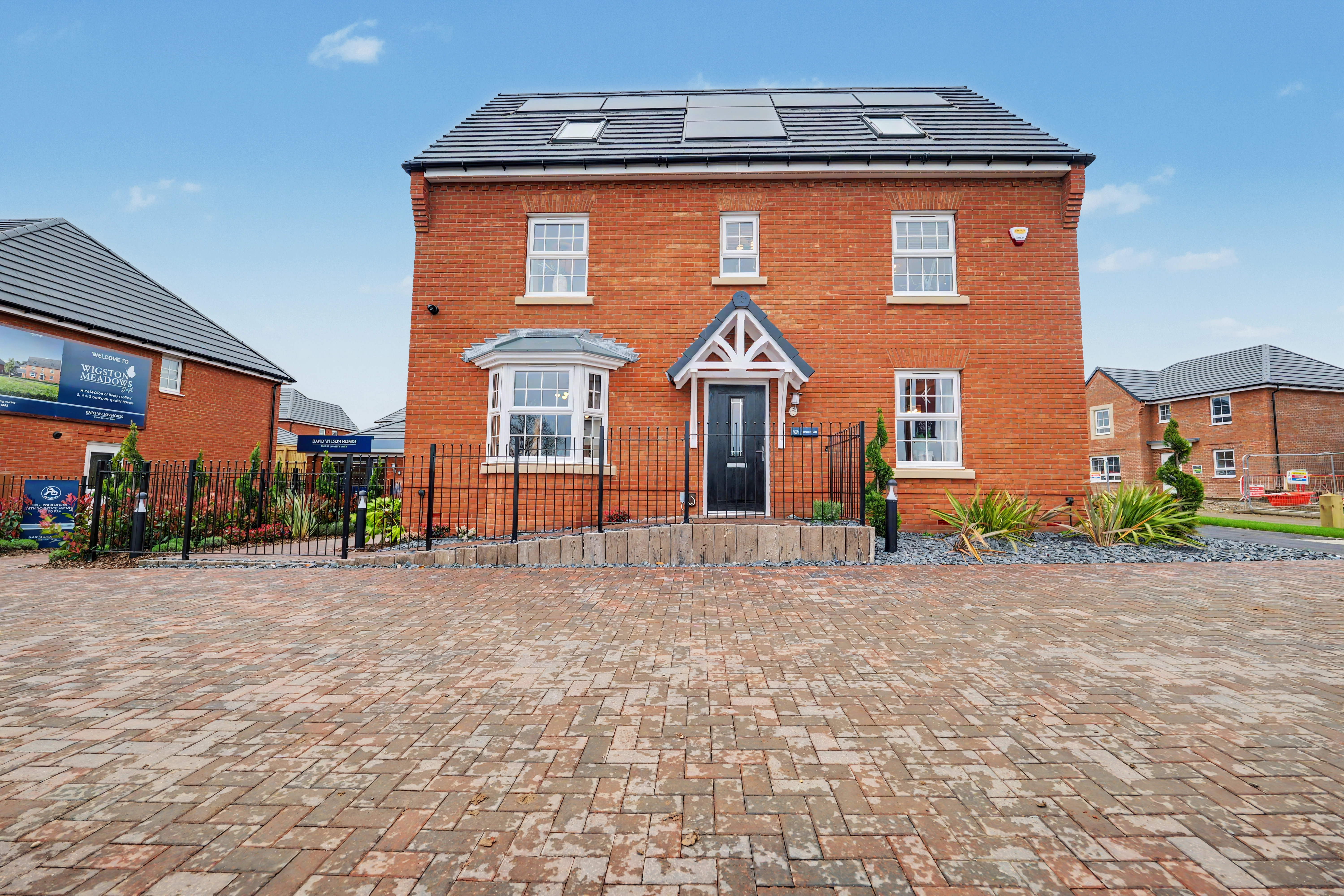 5 bedroom detached house for sale, Plot 239 THE MORETON, Leicestershire, LE18
