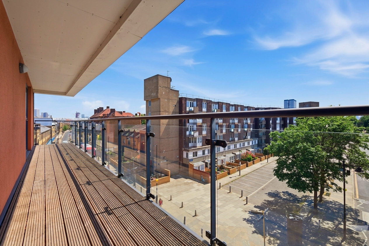 2 bedroom flat for sale, Cyan Apartments, London, E3, photo 11 of 15