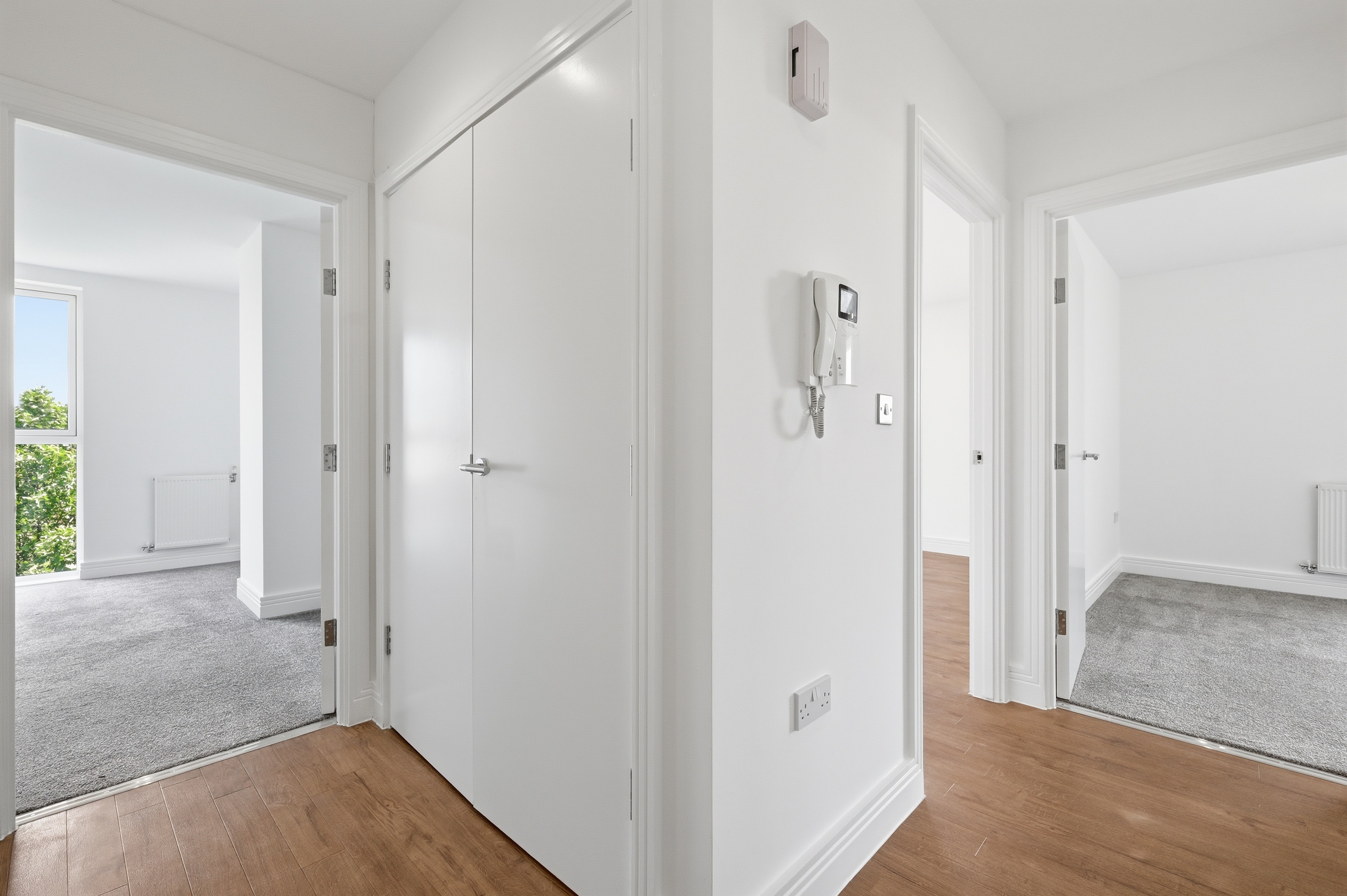 2 bedroom flat for sale, Cyan Apartments, London, E3, photo 12 of 15