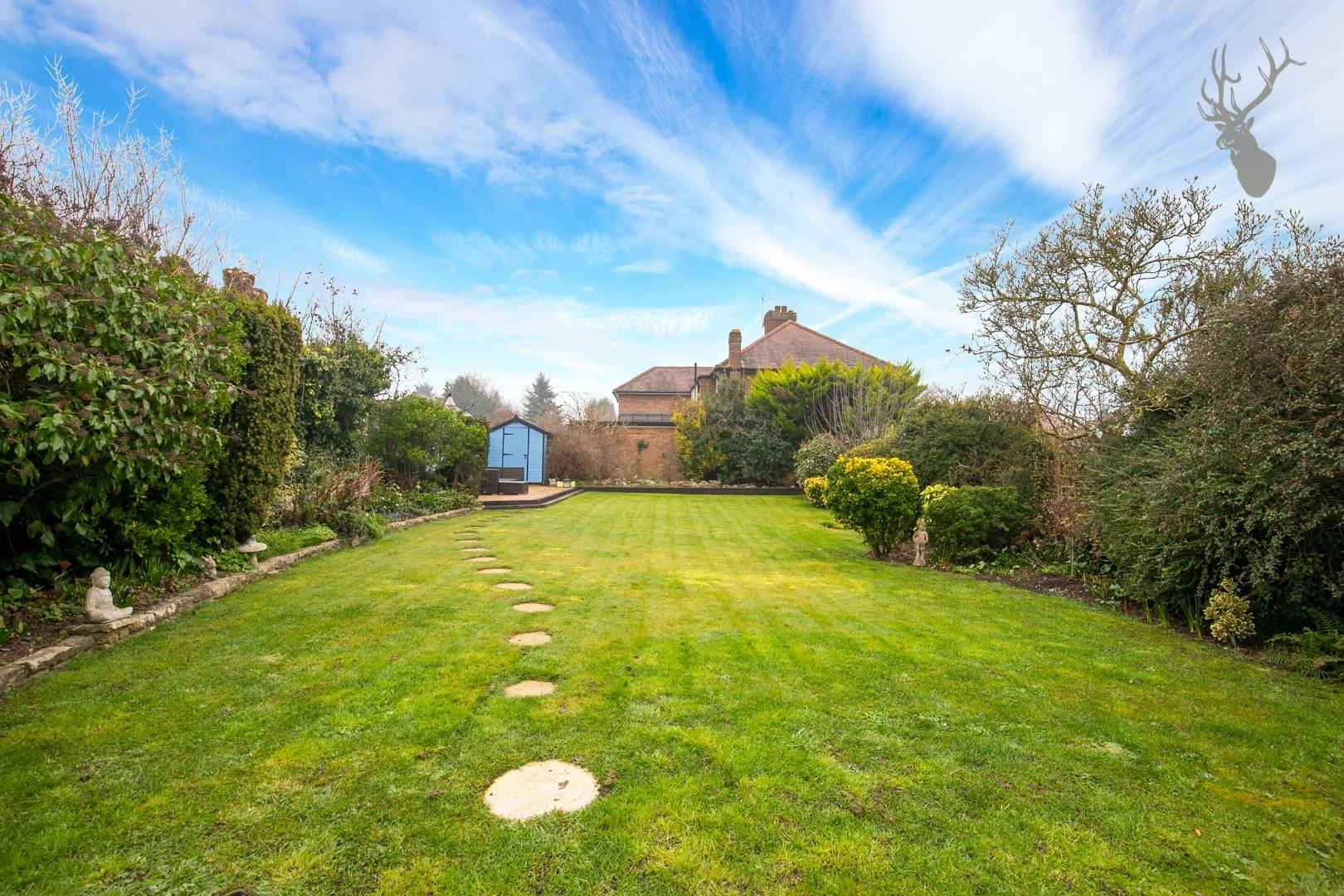 4 bedroom semi detached house for sale, Orchard Drive, Epping, CM16, photo 4
