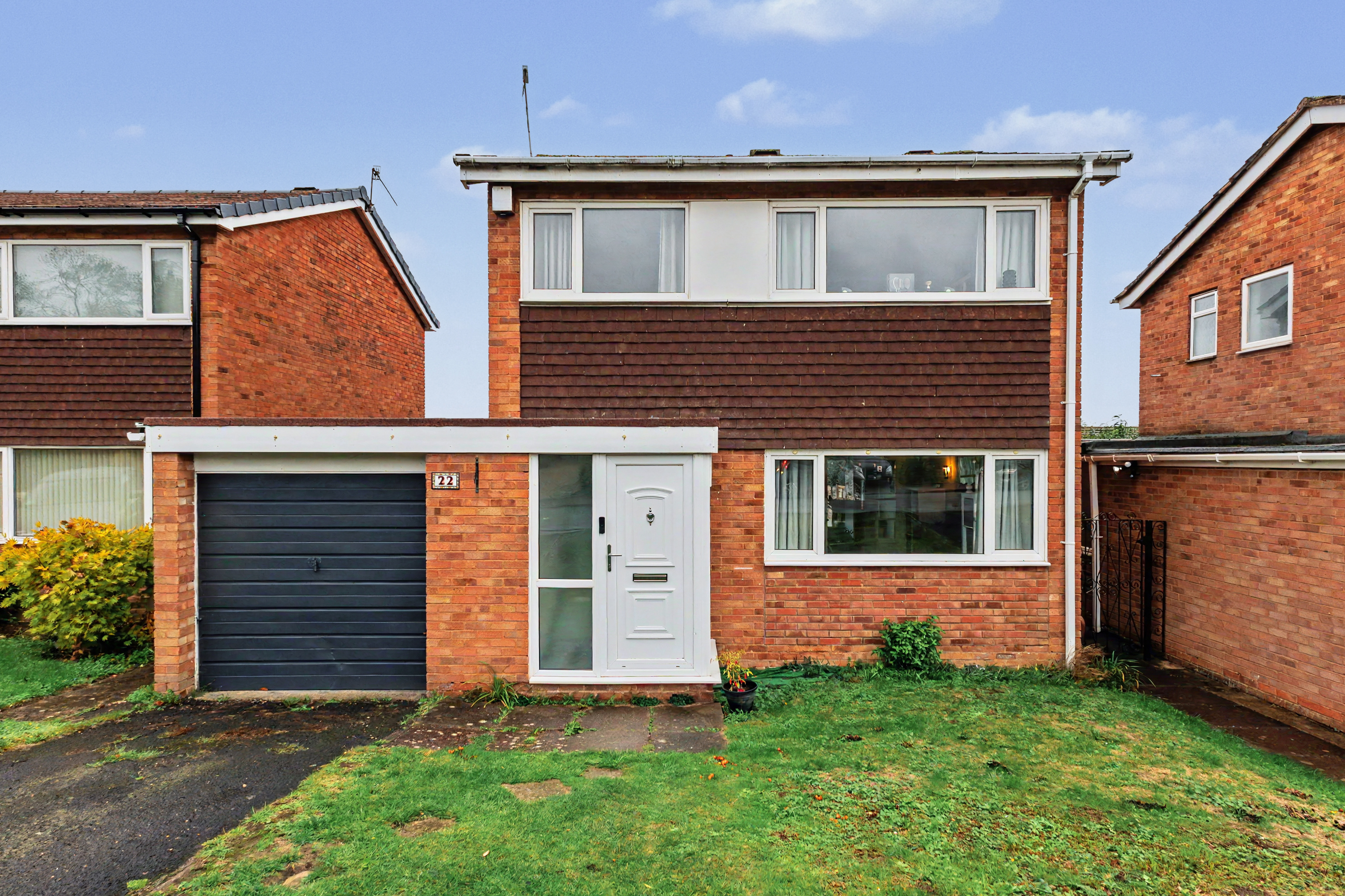 3 bedroom detached house for sale, Holloway Drive, Pershore, WR10, photo 1