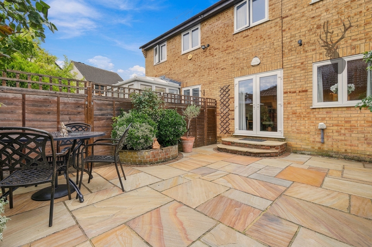 3 bedroom mid-terraced house for sale, Slade End, Epping, CM16, photo 16 of 17